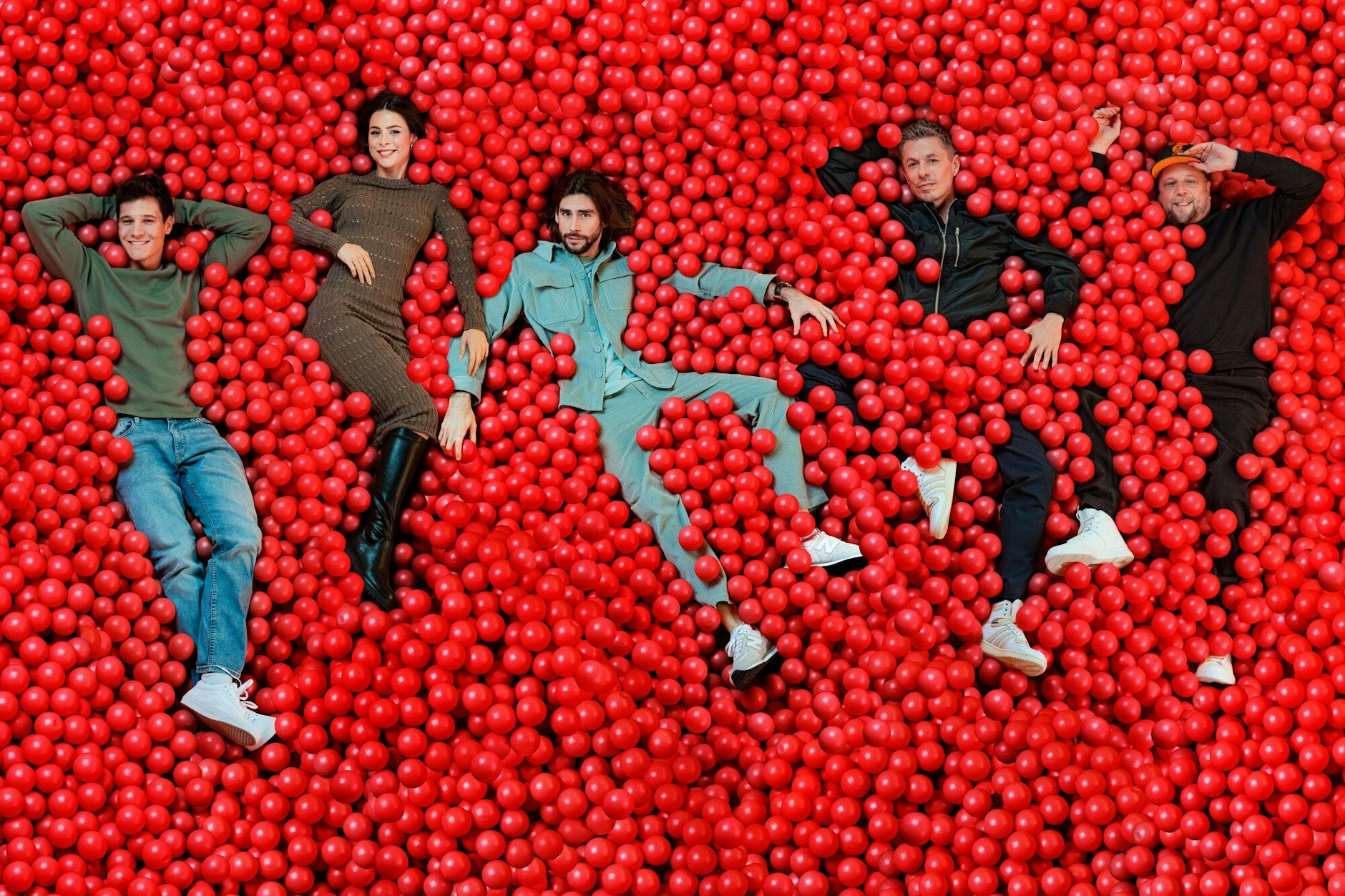 Die Coaches bei „The Voice Kids“: Wincent Weiss, Lena Meyer-Landrut, Alvaro Soler und Michi Beck und Smudo von Fanta 4.