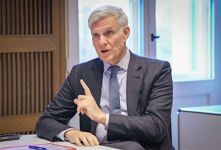 Bleibt er oder geht er? Wirtschaftssenator Stephan Schwarz hat sich noch nicht entschieden
