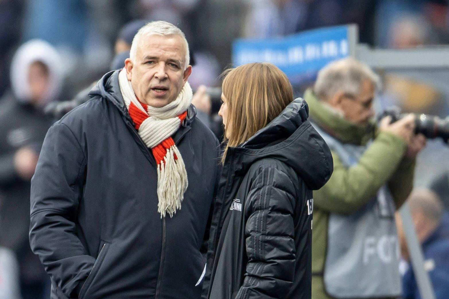 Dirk Zingler, Präsident des 1. FC Union, ist für Investoren in der Bundesliga. Hertha BSC diene allerdings nicht als Vorbild.