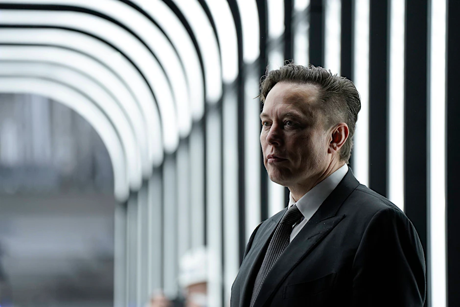 Ja, was denn nun? Elon Musks Verhältnis zur Künstlichen Intelligenz ist offenbar ambivalent.