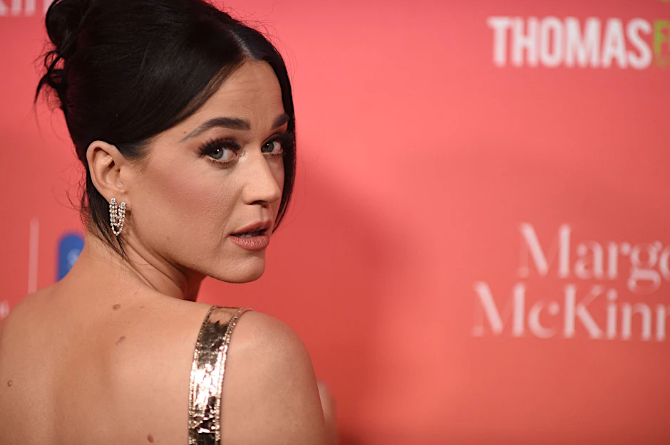 ARCHIV - Sängerin Katy Perry tritt am 7. Mai auf Schloss Windsor auf.  