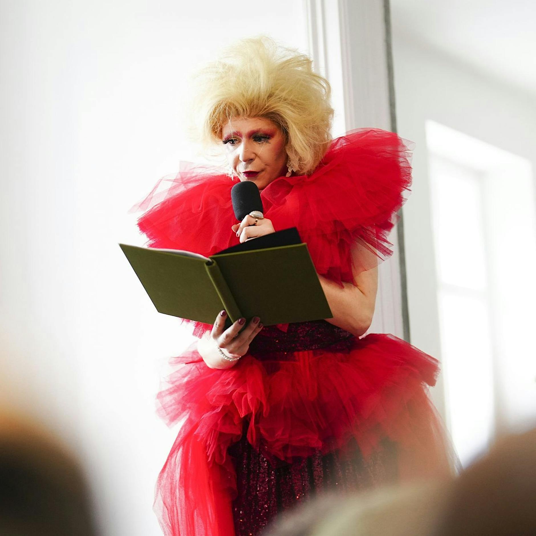 AfD-Bayern schockt mit Hetz-Plakat - „Genderpropaganda verbieten“