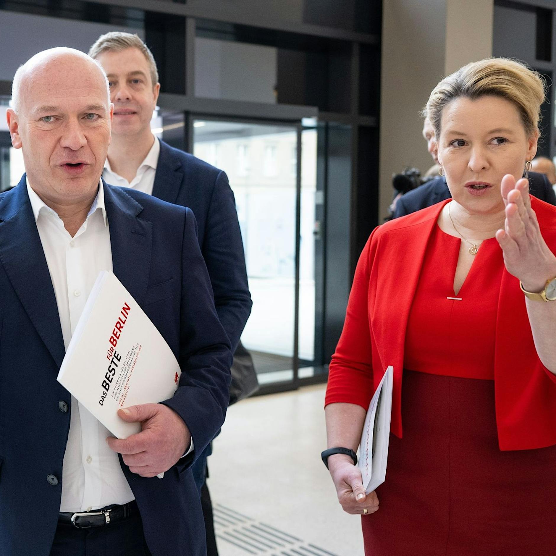 SPD vs SPD: Wie gestandene Genossen gegen die NoGroko-Kampagne kämpfen