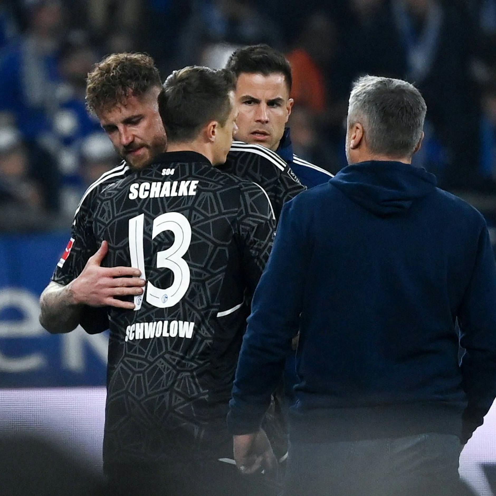 3 Profis kaputt: Schalke bezahlt Hertha-Schlacht teuer!