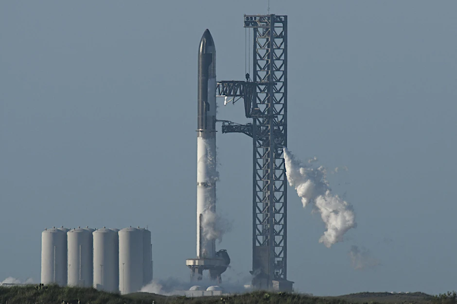 Die „Starship“-Rakete von SpaceX steht auf der Startrampe in Boca Chica.&nbsp;