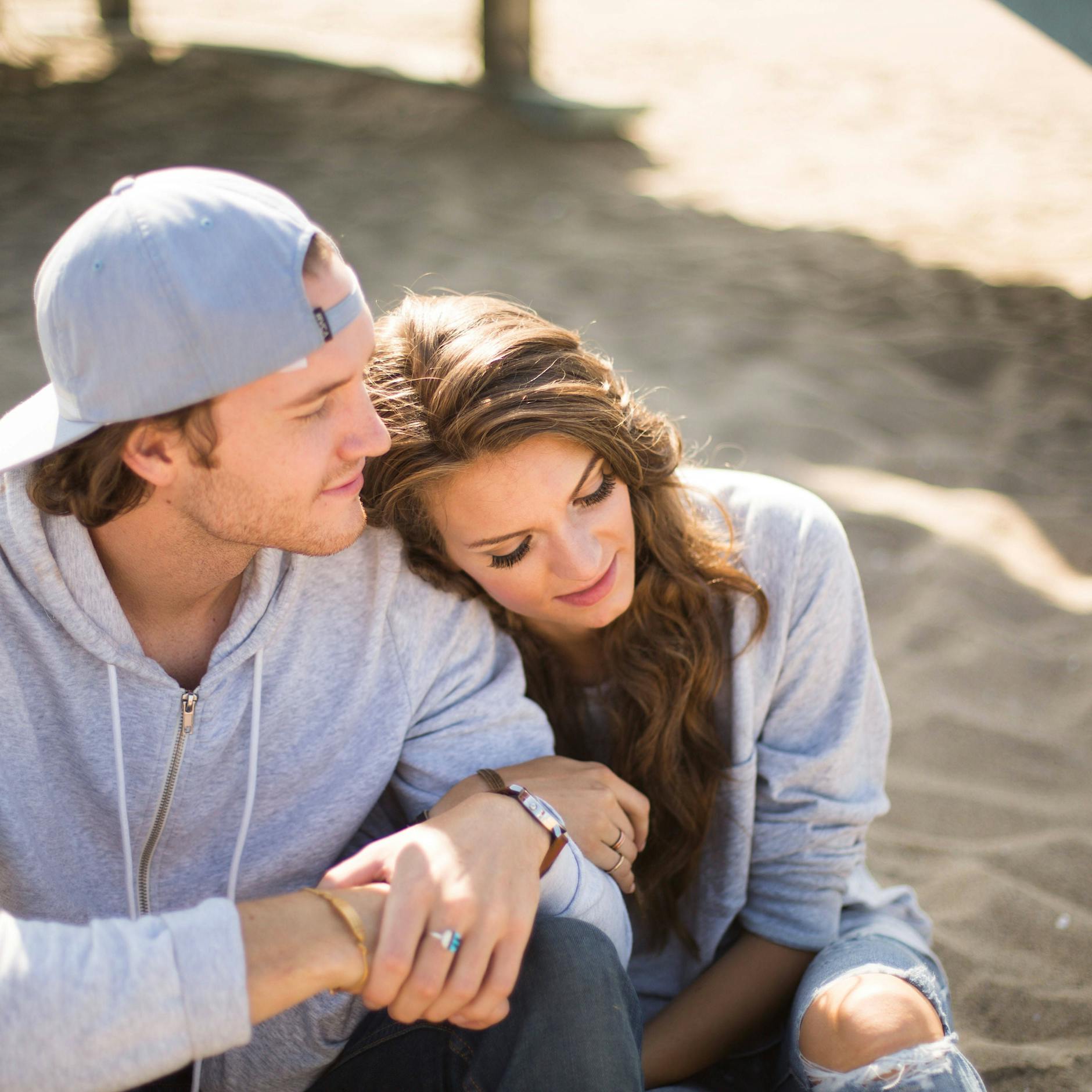 Laut Horoskop: Im März finden drei Sternzeichen die große Liebe