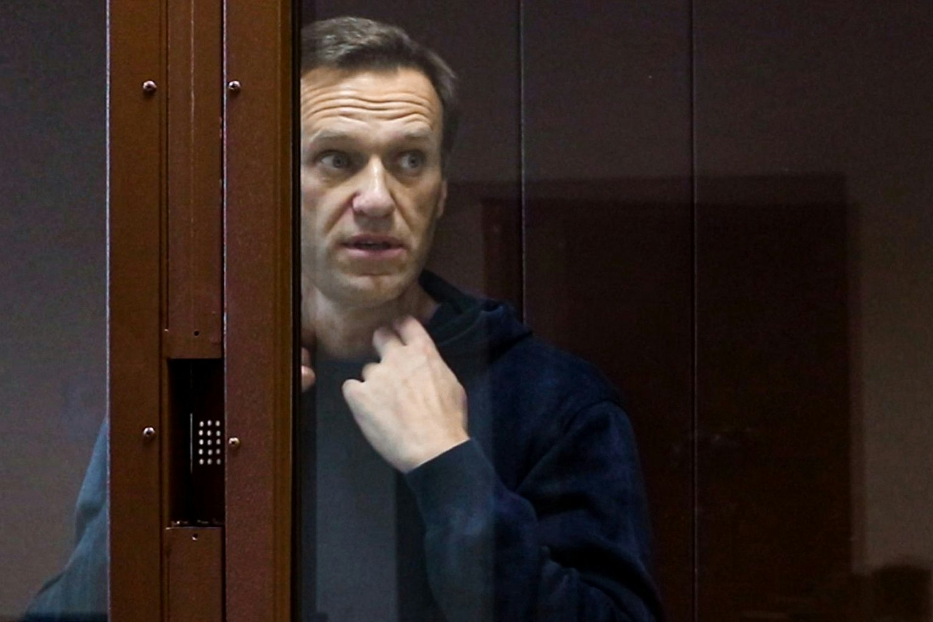 Der russische Kremlgegner Alexej Nawalny bei einer Anhörung im Jahr 2021. Derzeit sitzt er in Russland im Gefängnis.