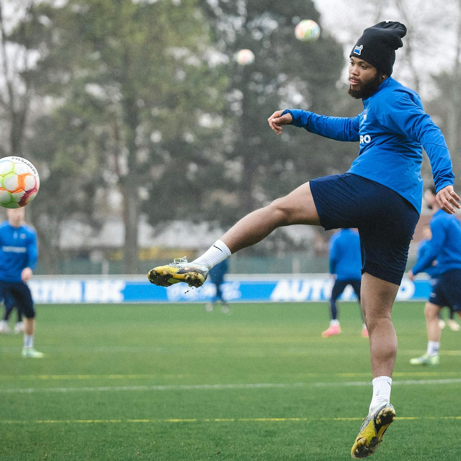 Pünktlich zum Dardai-Start: Ejuke meldet sich bei Hertha BSC zurück