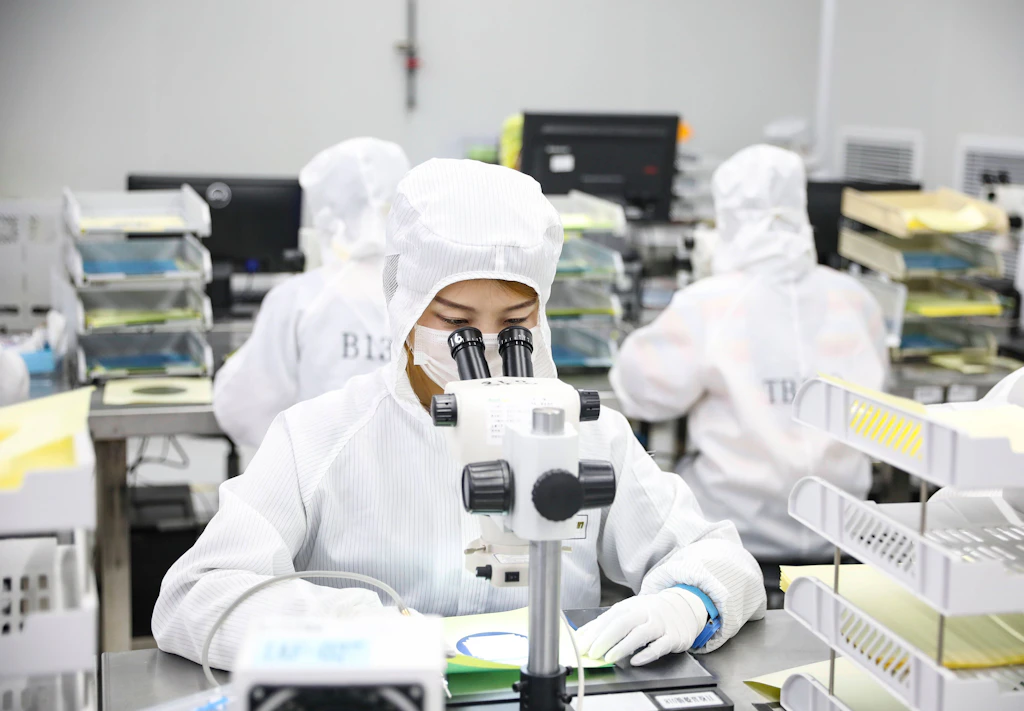 Wettkampf um Mikrochips: Warum das US-Embargo gegen China deutschen Unternehmen schadet