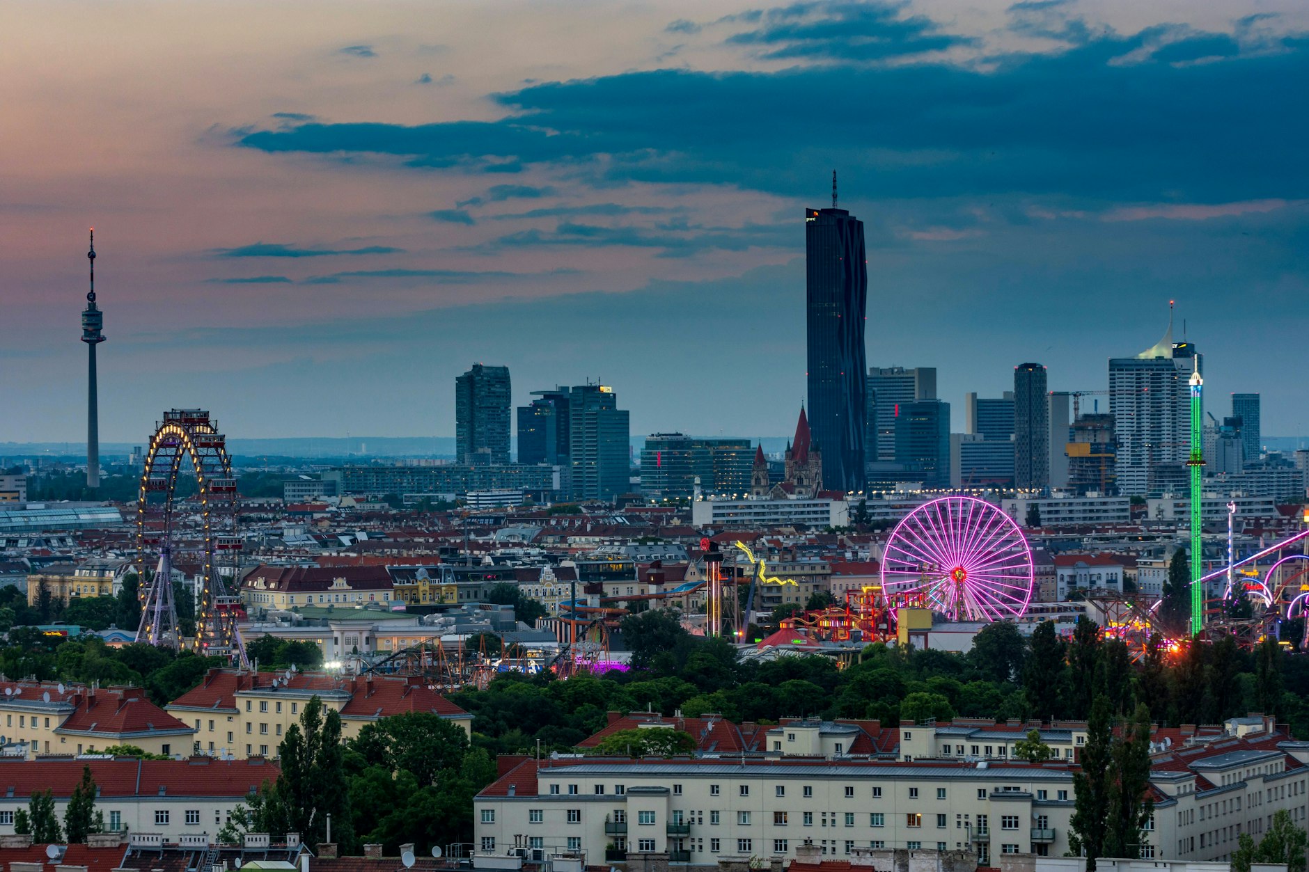 Blick auf die Wiener Leopoldstadt, wo sich auch der Prater mit dem Wiener Riesenrad befindet.