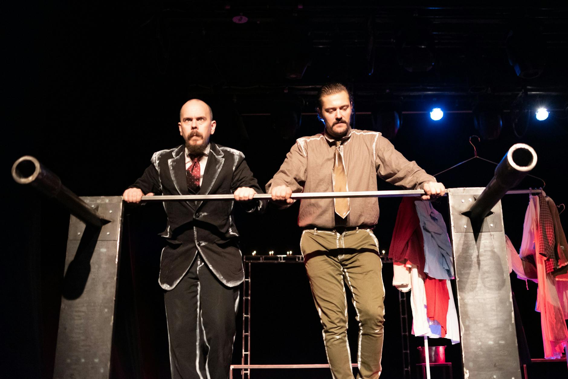 Panzerrohre auf der Bühne in Moskau.