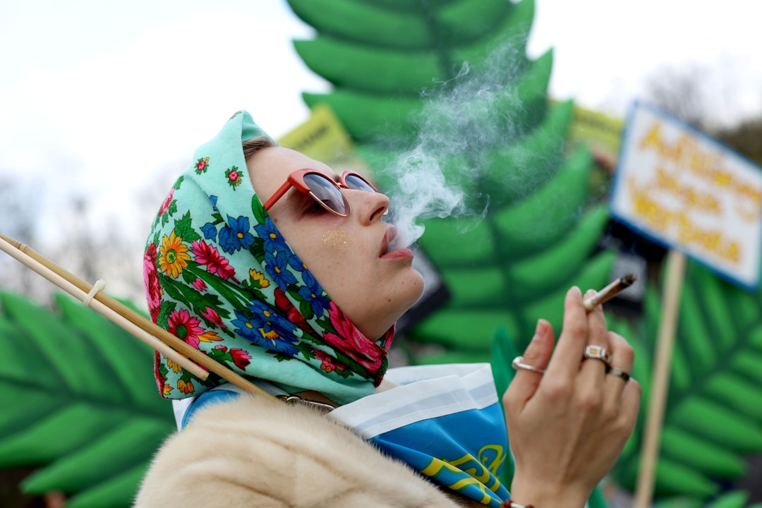 CannabisQualm am Brandenburger Tor und das Rätsel um „four twenty“