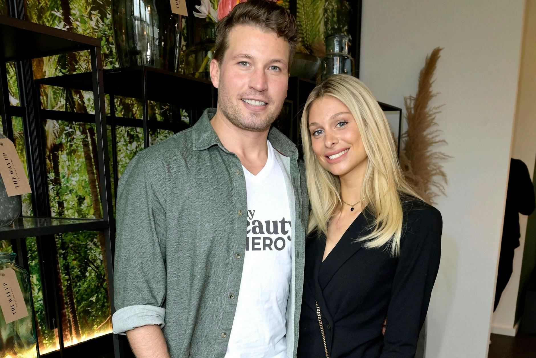 Raúl Richter ist seit einigen Monaten wieder mit seiner Freundin Vanessa Schmitt zusammen.