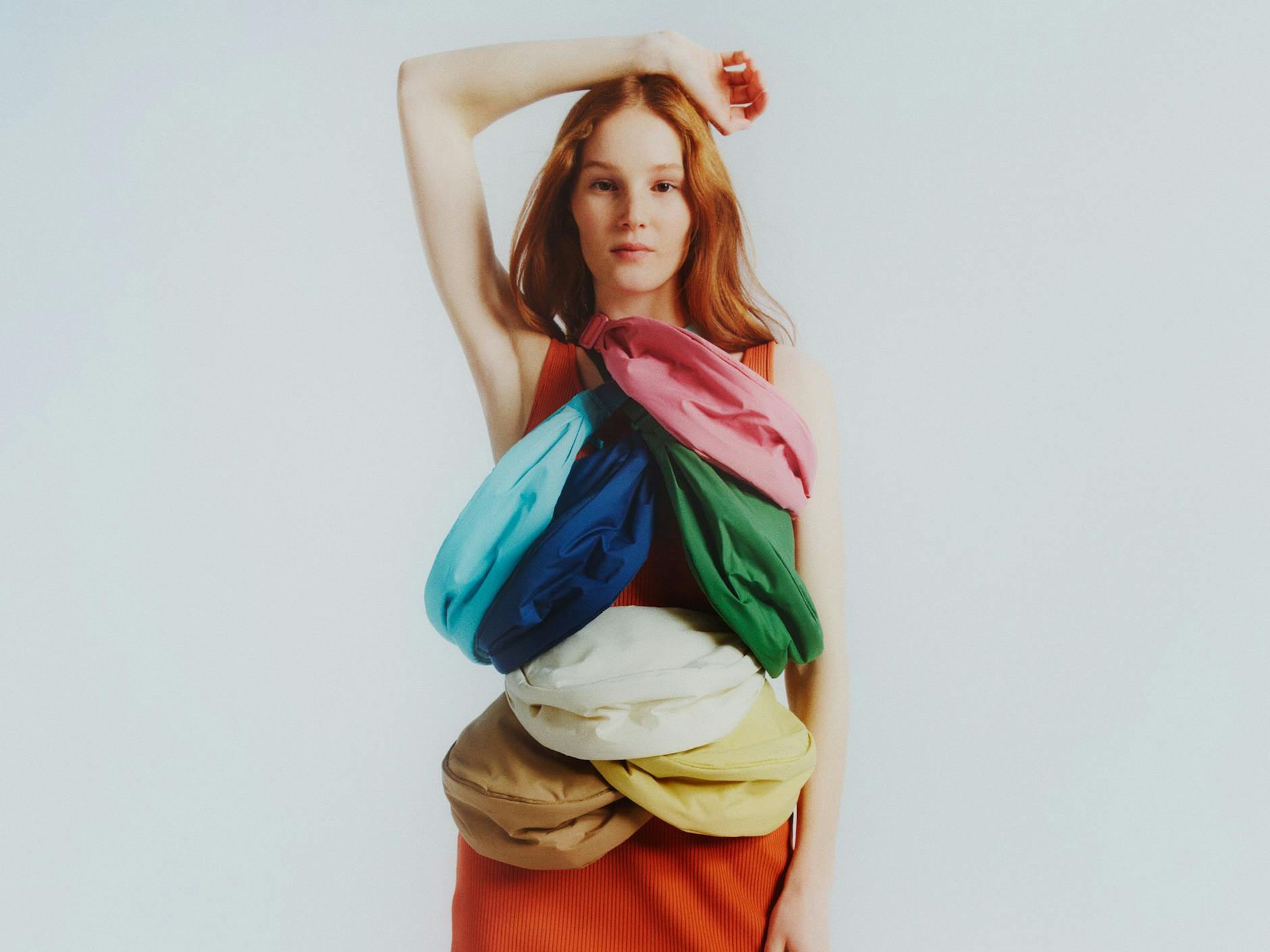 It-Bag für alle: Die „Uniqlo Crossbody Bag“ ist laut Lyst-Index die derzeit begehrteste Tasche der Welt.