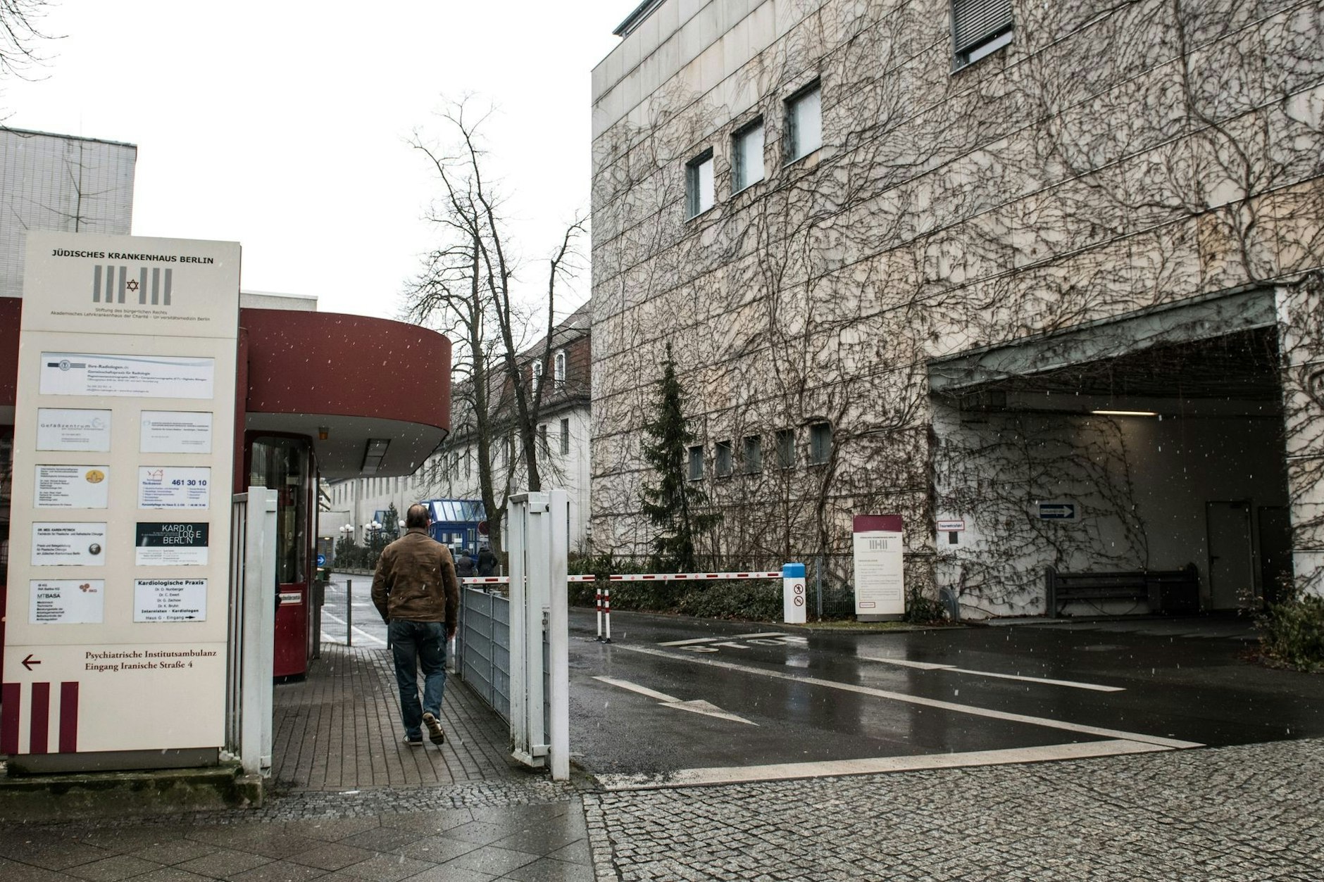Alarm im Jüdischen Krankenhauses in Berlin-Wedding.
