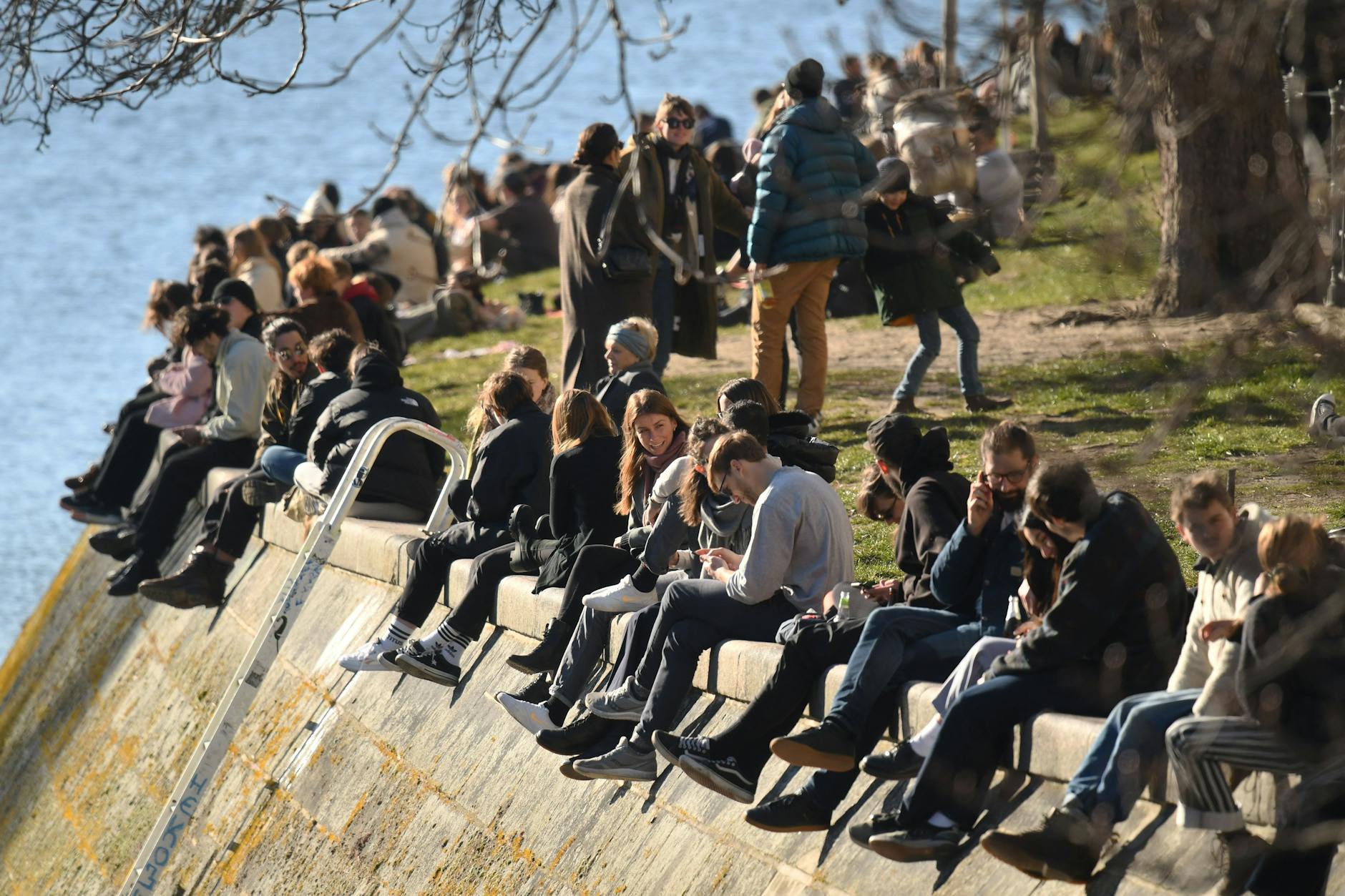 Endlich werden die Berliner mit viel Sonne und Temperaturen um die 20 Grad verwöhnt.