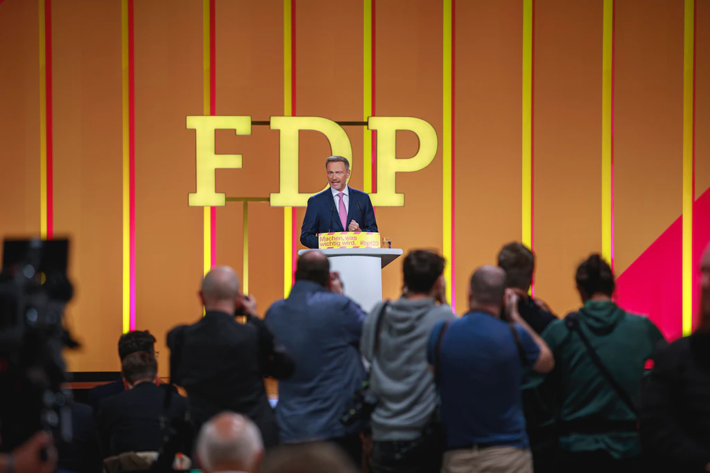 FDP-Parteitag in Berlin: Lindner mit 88 Prozent im Amt bestätigt