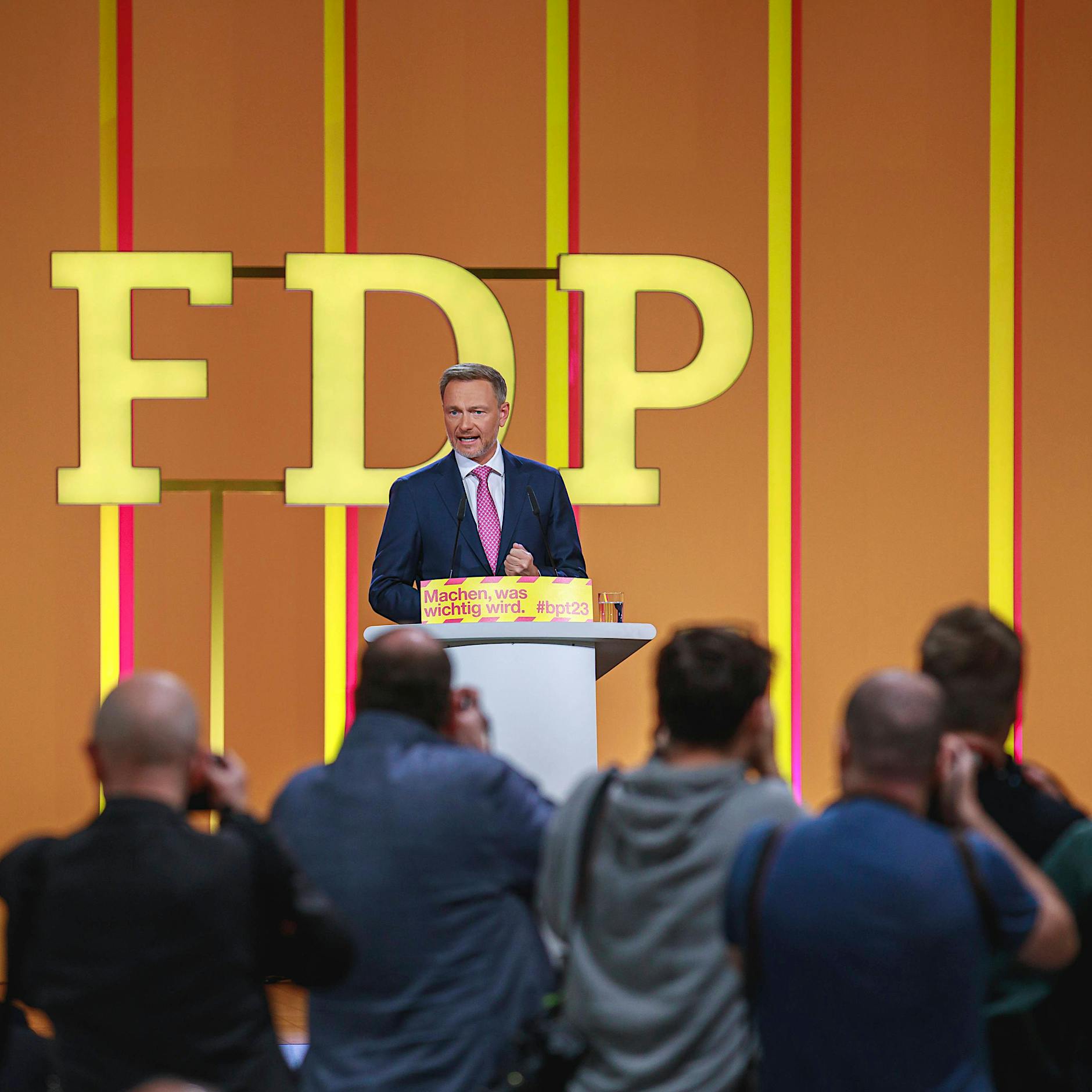 FDP-Parteitag in Berlin: Lindner mit 88 Prozent im Amt bestätigt