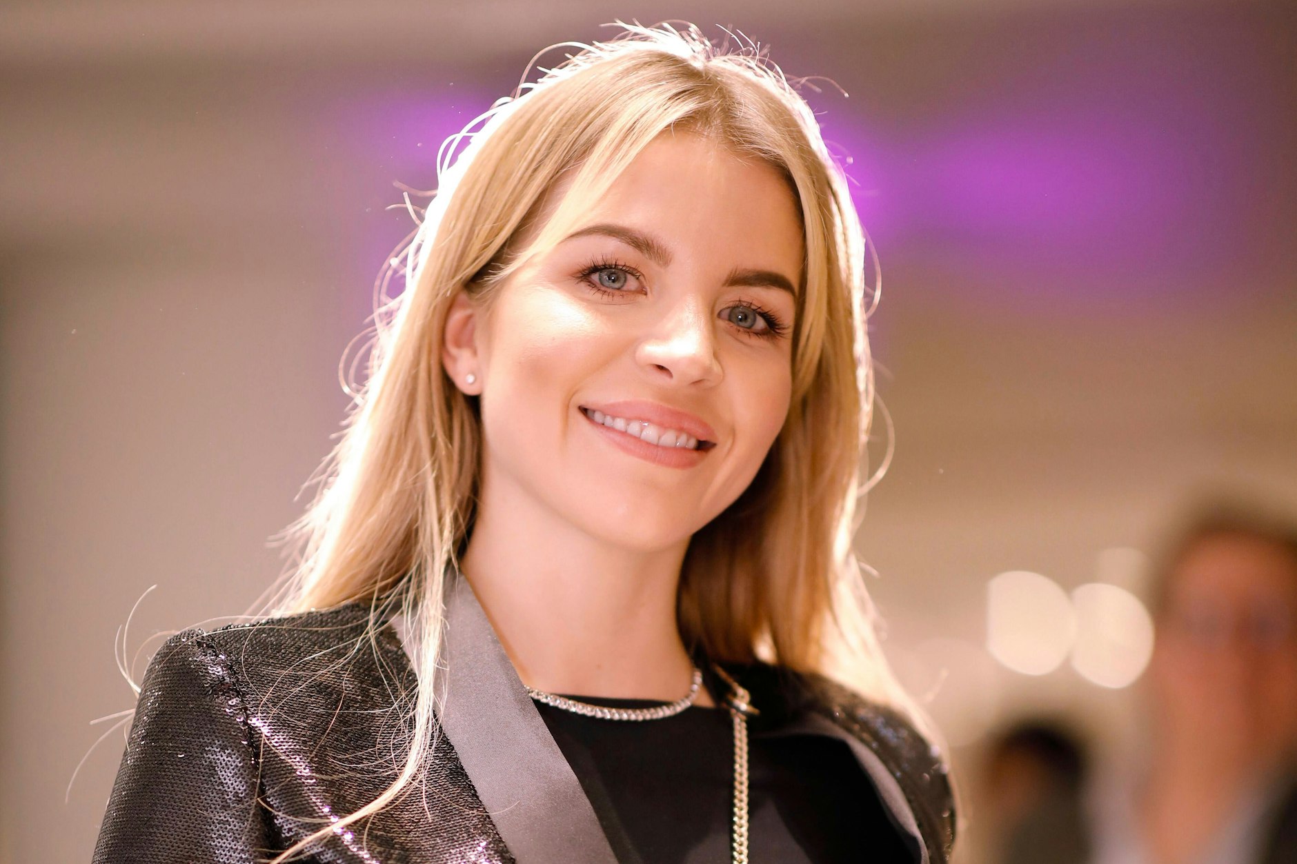 Fällt durch  stumpfgemütig erscheinende Aktionen und Aussagen auf: Ina Aogo.