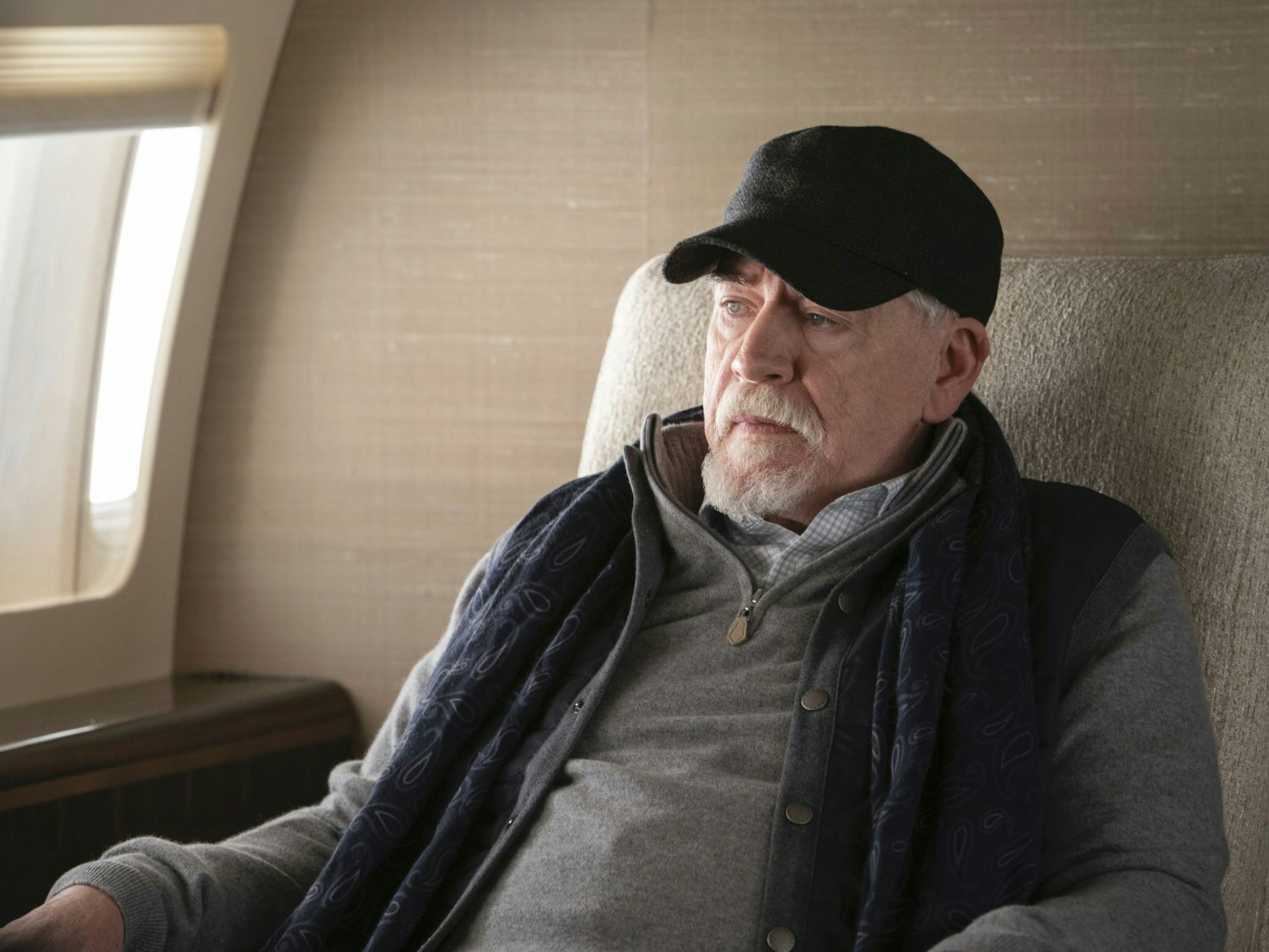 Superreich im Zipperpulli: Brian Cox als Logan Roy in der aktuell so tonangebenden Serie „Succession“.