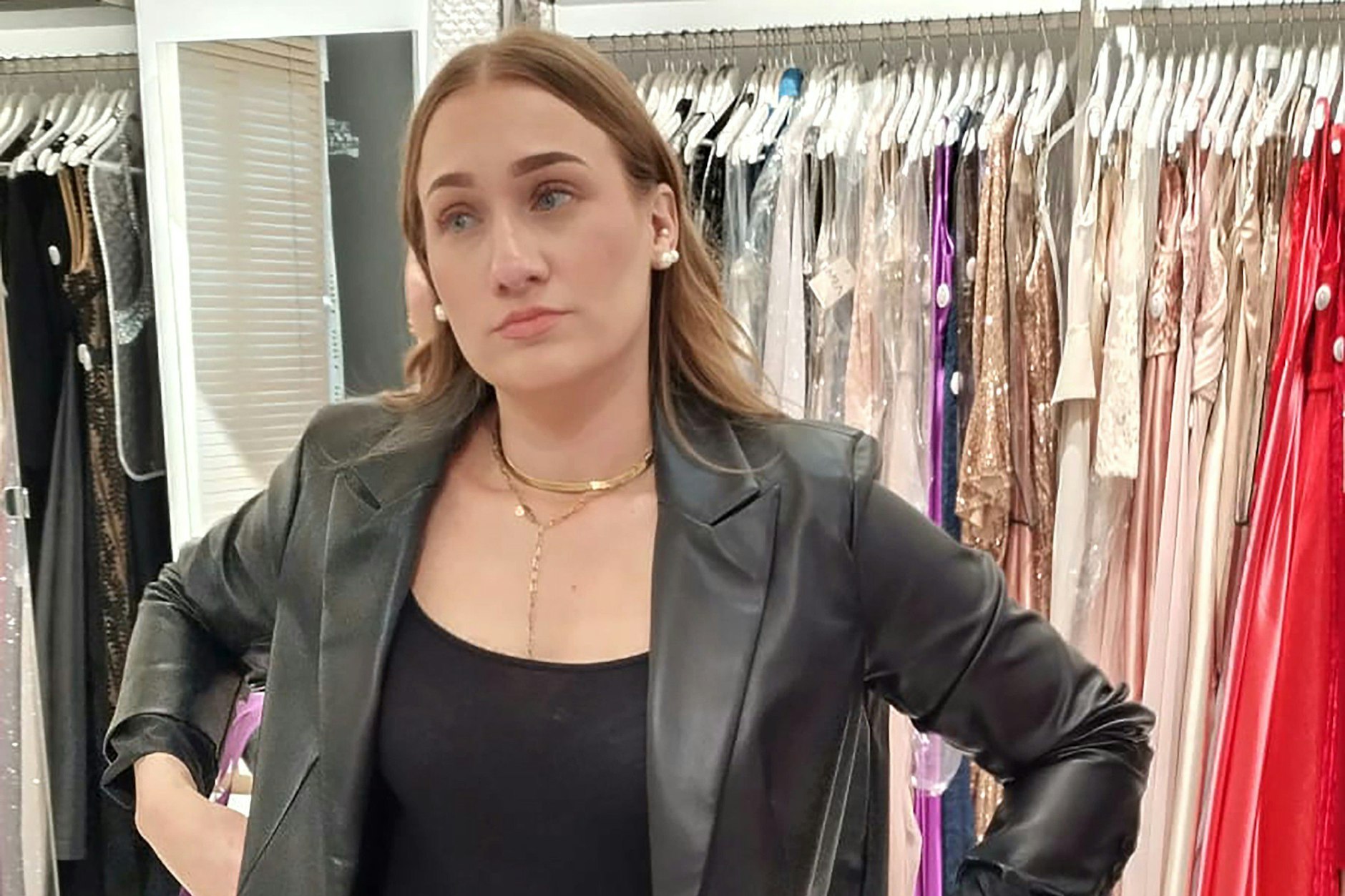 „Shopping Queen“-Kandidatin muss überraschend viel für den Friseur zahlen.