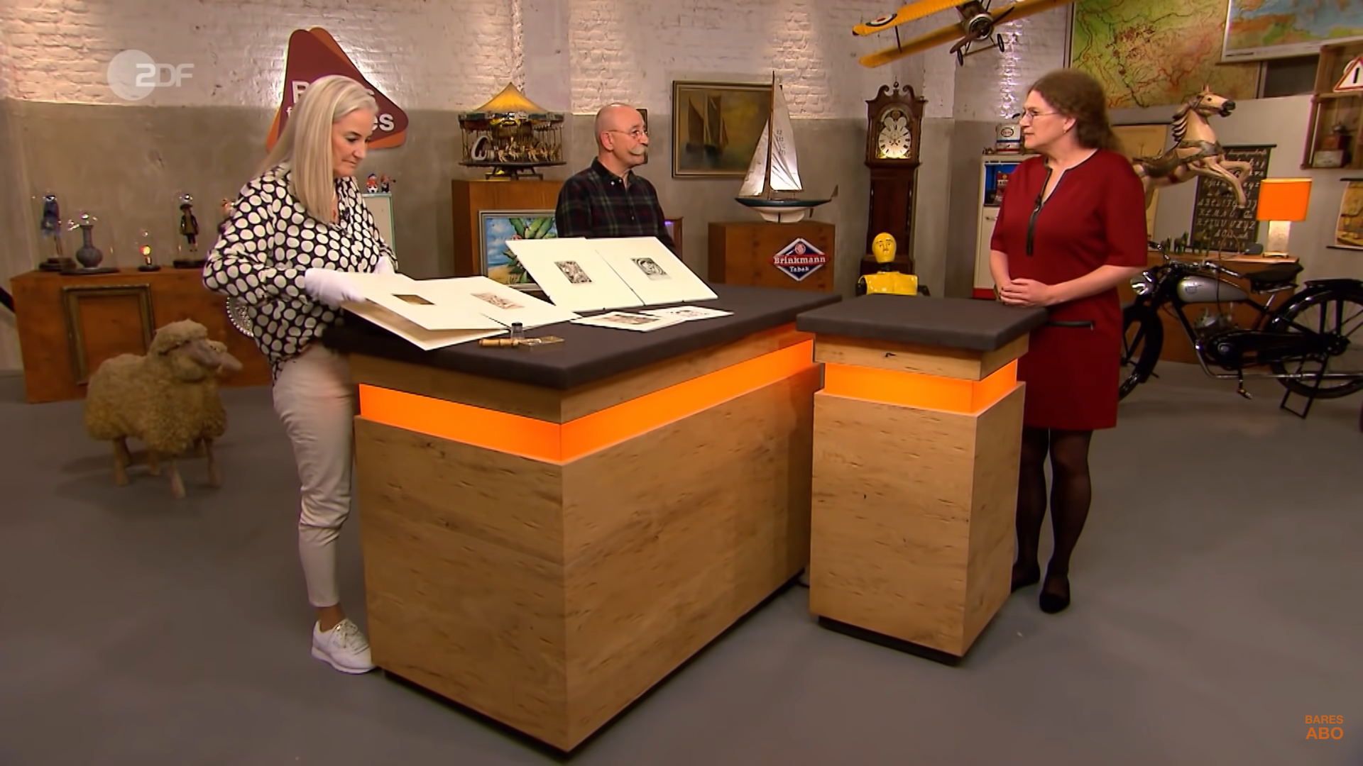 Image - Schock bei „Bares für Rares“: Bilder aus dem Müll sind SO VIEL Geld wert!