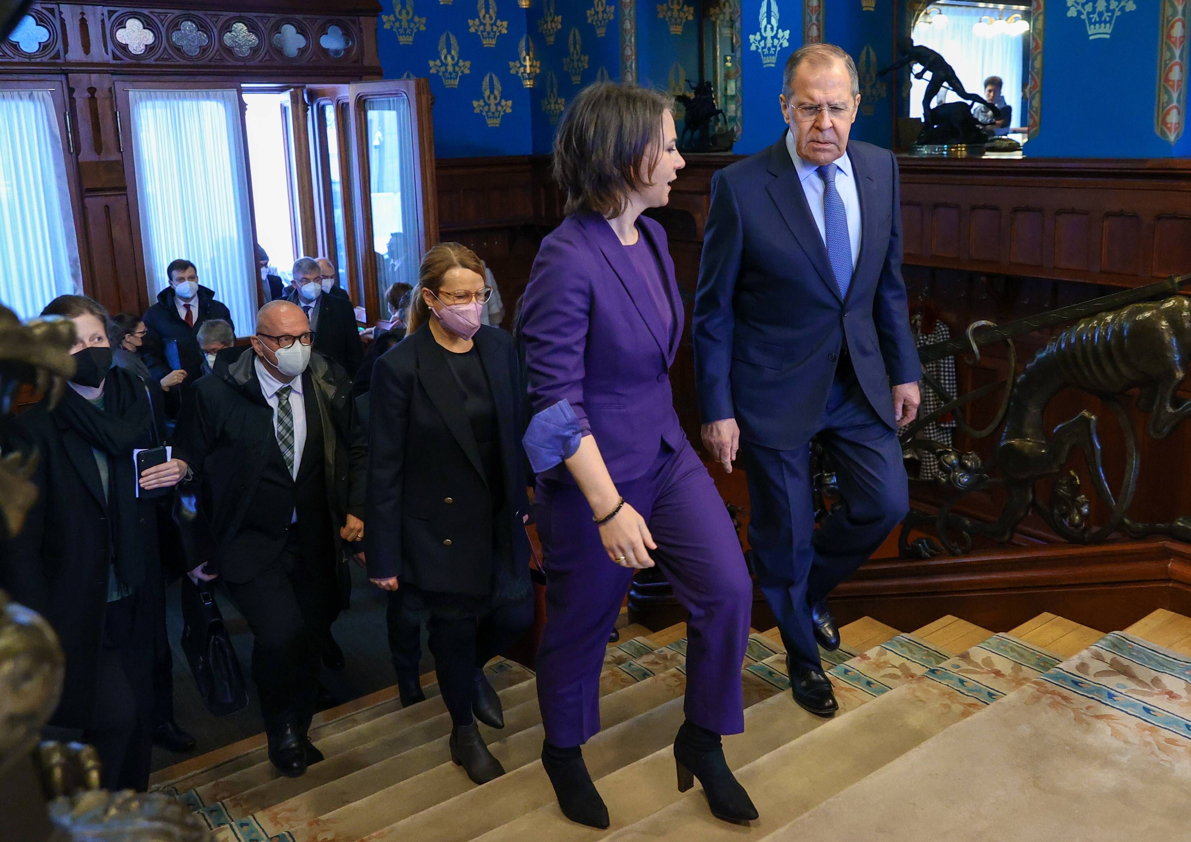 „Russland-Sanktionen gescheitert“: Ex-Manager von Sberbank fordert die Ampel heraus