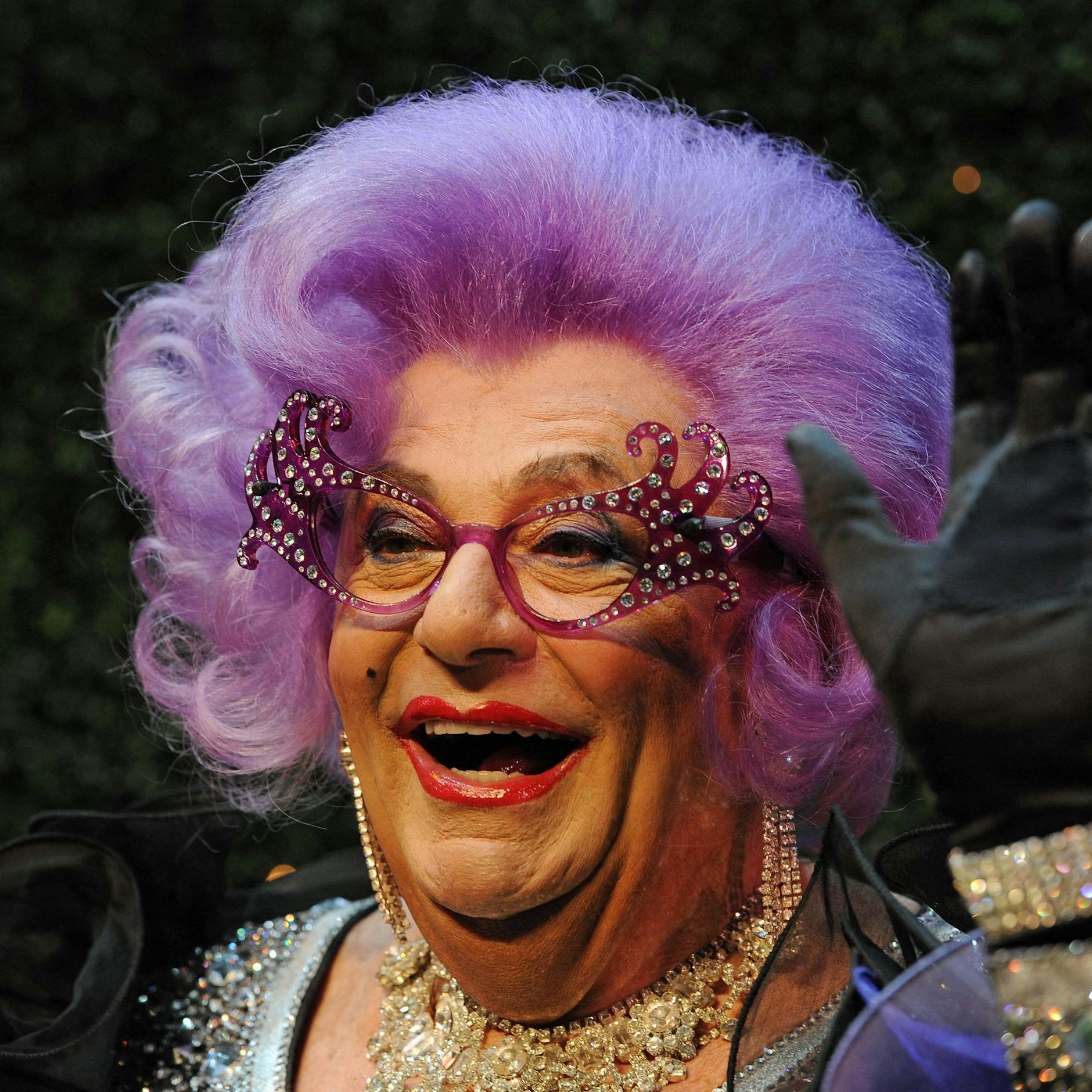 Image - Der Mann, der Dame Edna war: Barry Humphries ist tot