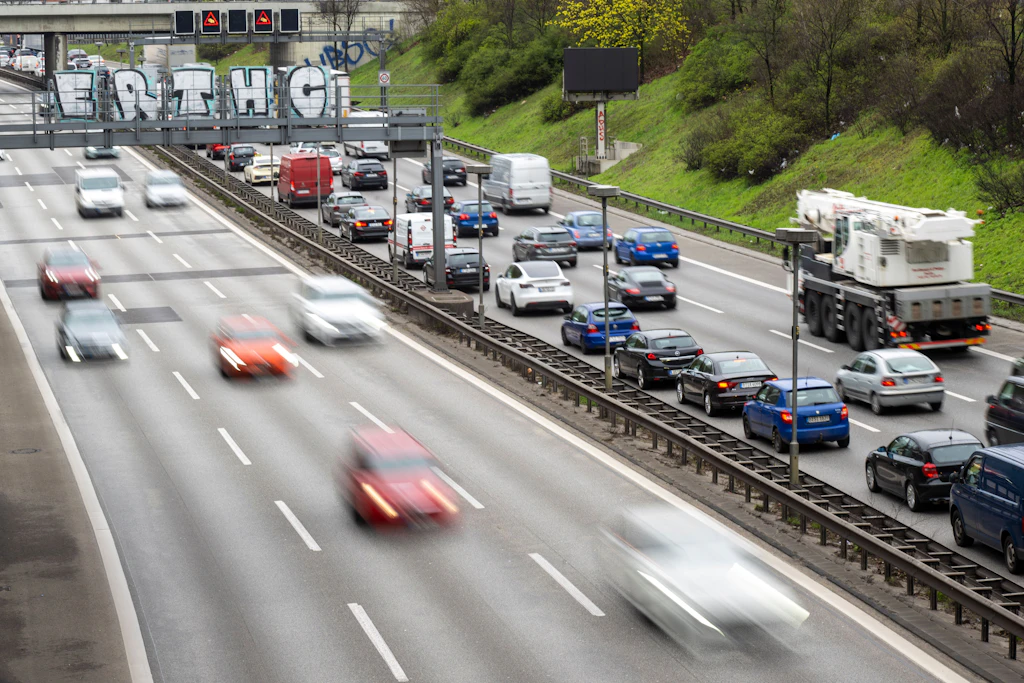 Vorsicht, Autofahrer! Staus, Demos, Baustellen: So wird der Verkehr in Berlin am Sonnabend
