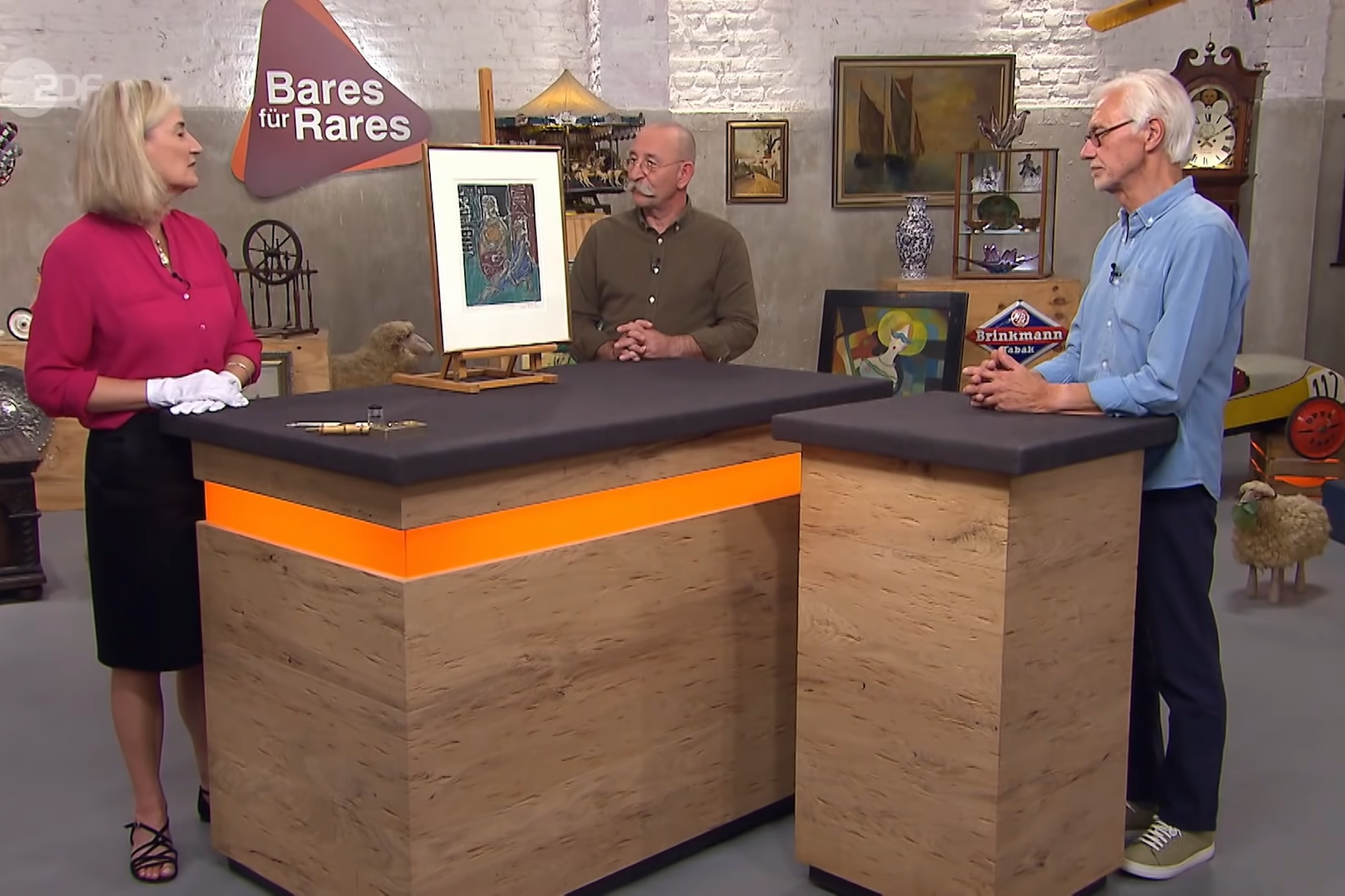 Expertise bei „Bares für Rares“: Kandidat Rainer Hermanns, Moderator Horst Lichter und Kunst-Expertin Friederike Werner.