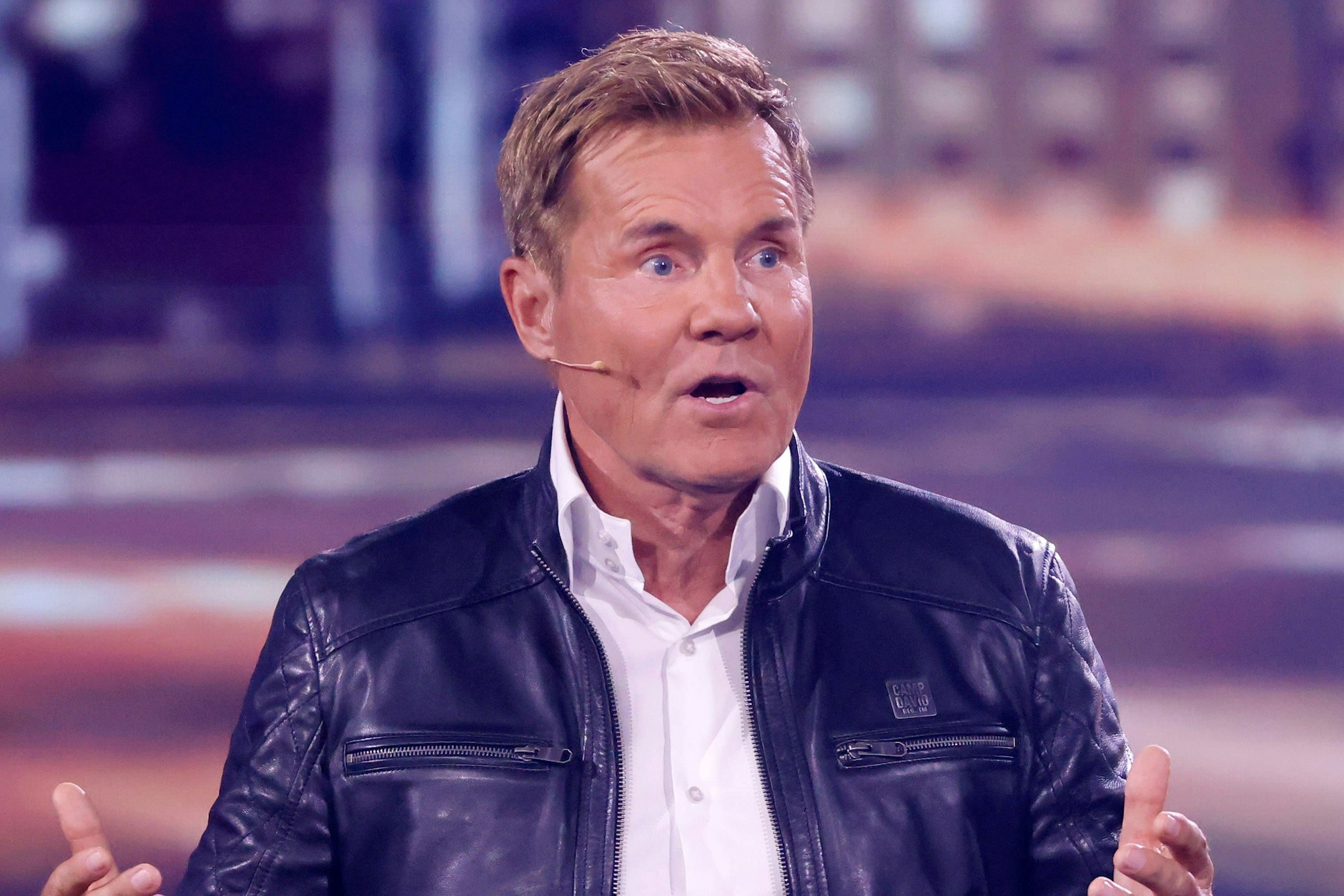 Dieter Bohlen weiß vielleicht nicht, dass er wahrscheinlich mit Yasmina Filali verwandt ist.