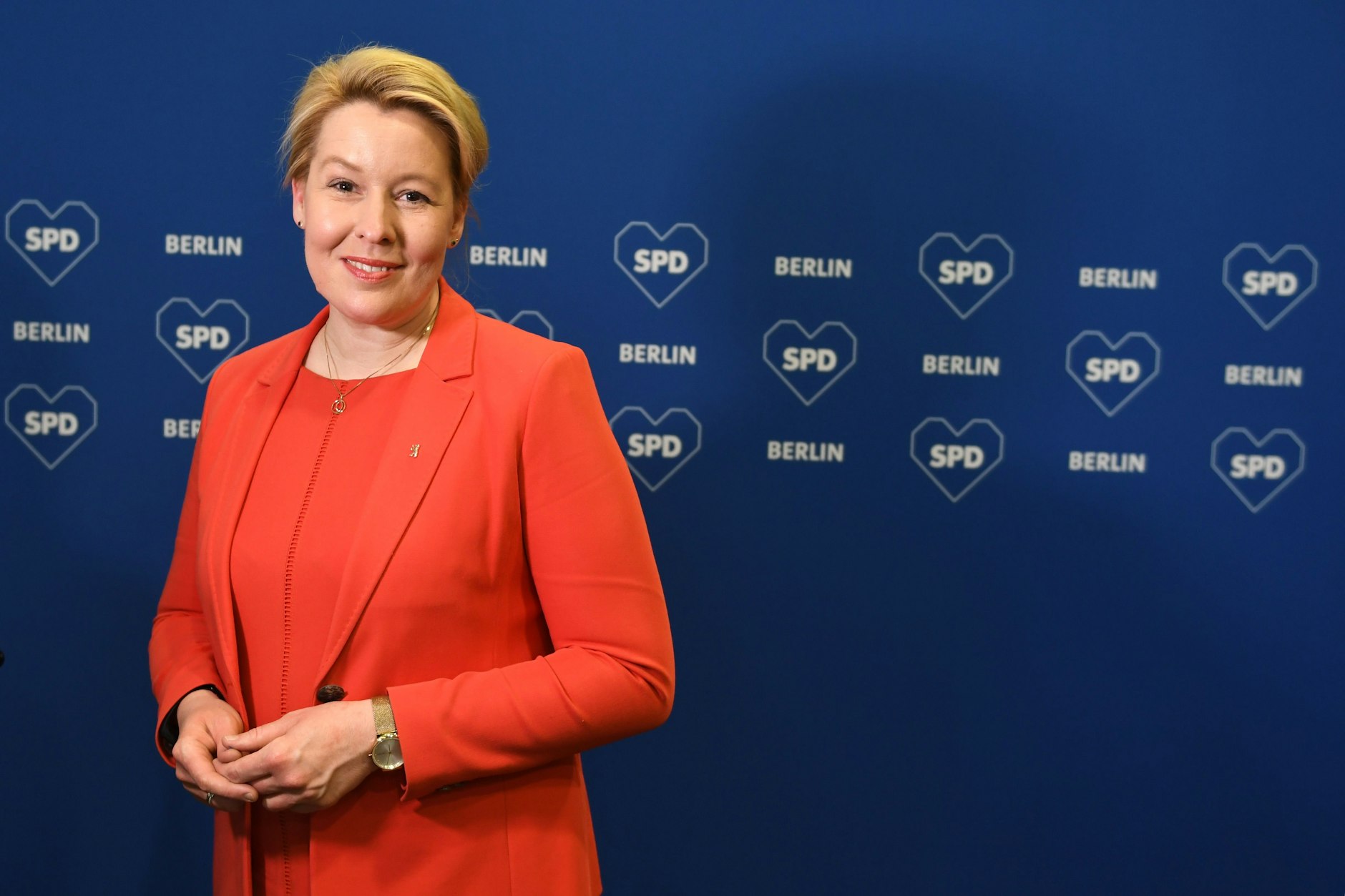 Eine zufriedene Franziska Giffey nach der Auszählung des Mitgliederentscheids. 