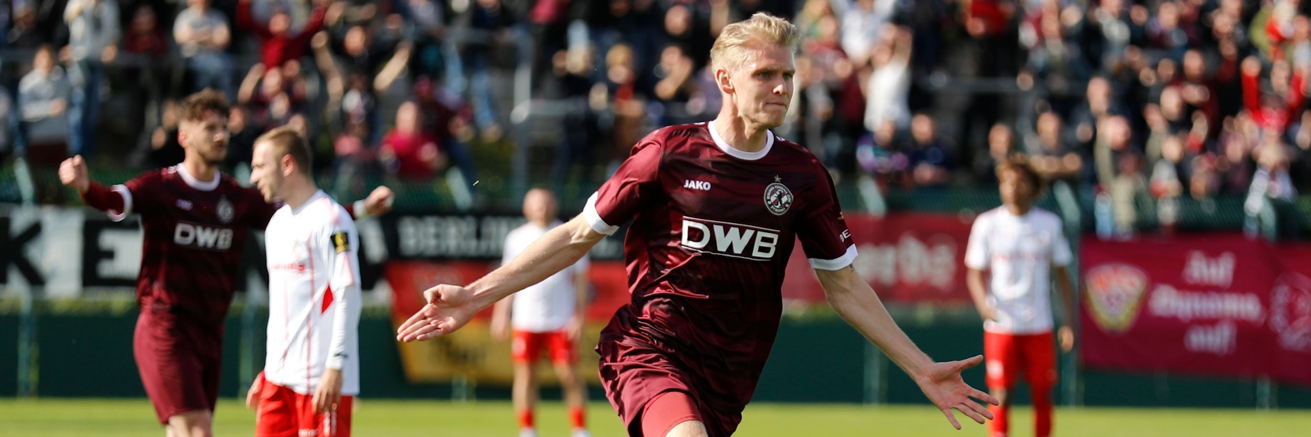 Joey Breitfeld sorgte mit seinem Kopfballtreffer zum 1:0 dafür, dass der BFC Dynamo die Partie gegen RW Erfurt in die richtige Richtung lenken konnte.