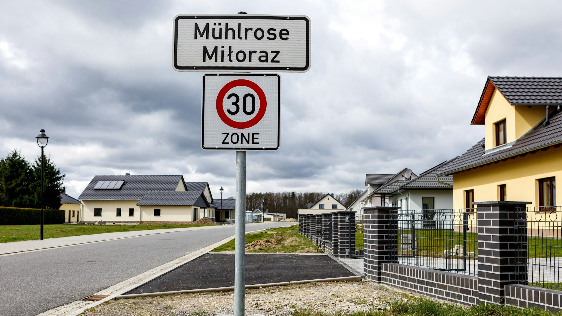 In Neu-Mühlrose wurden schicke neue Häuser für die Umsiedler gebaut.