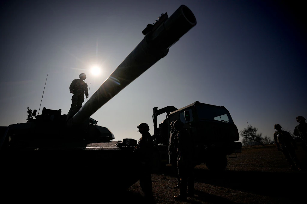 Rüstungsindustrie: Ukraine-Krieg treibt Militärausgaben auf neues Allzeithoch