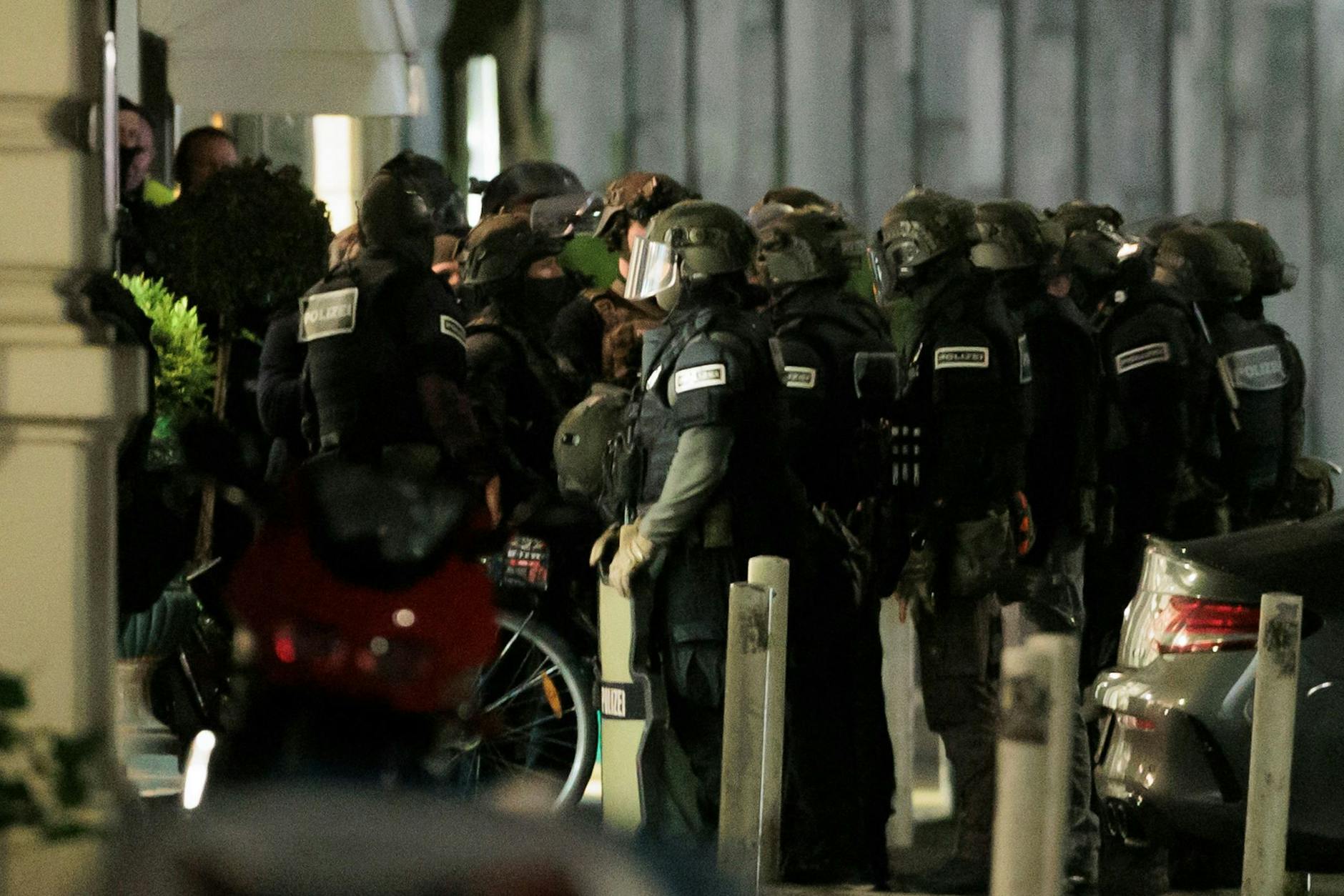 Am frühen Dienstagmorgen wurde das Antiquitätengeschäft gestürmt.