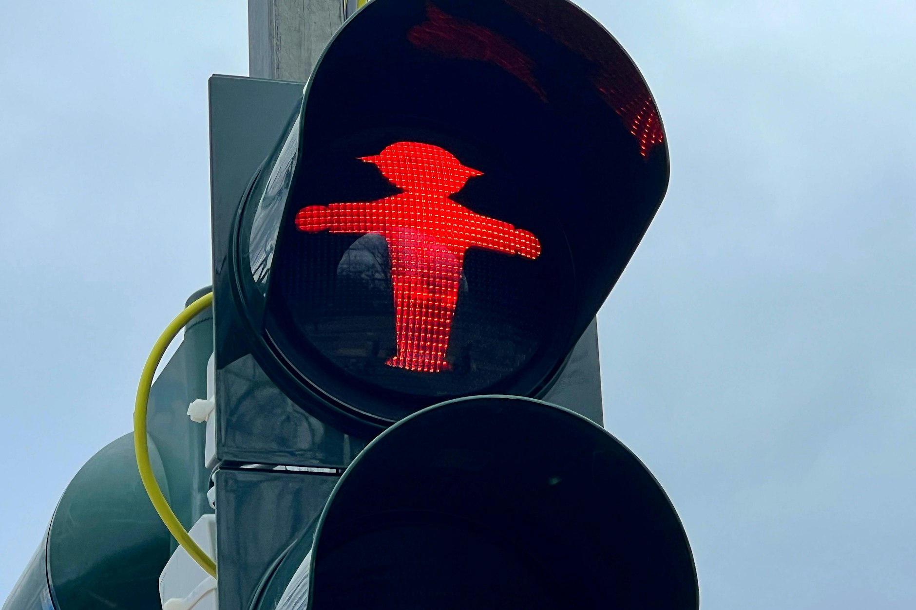 Auch am Donnerstag müssen Autofahrer auf den Straßen für den Verkehr in Berlin viel Zeit mitbringen.