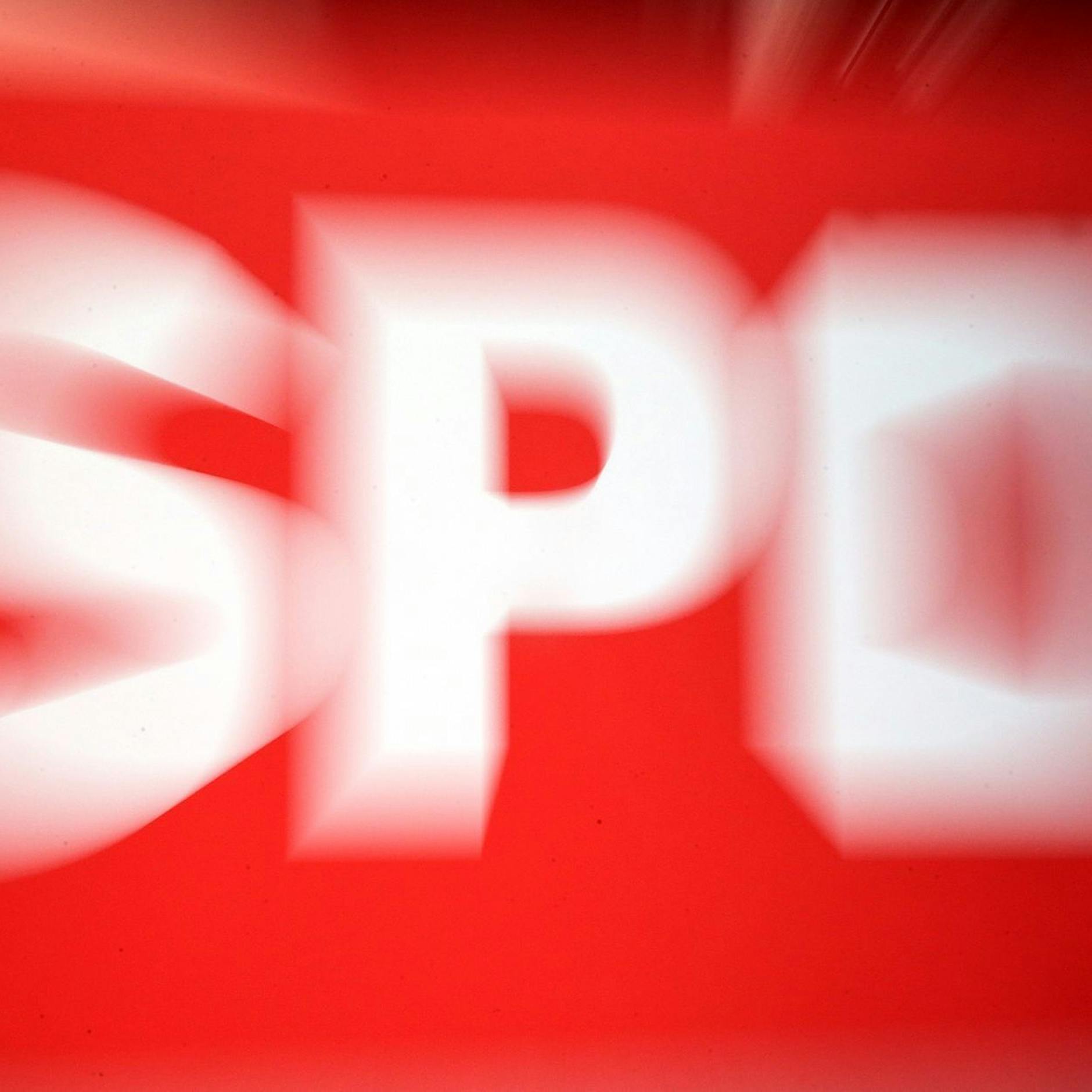 SPD stellt Senatoren offiziell vor: Giffey macht Wirtschaft