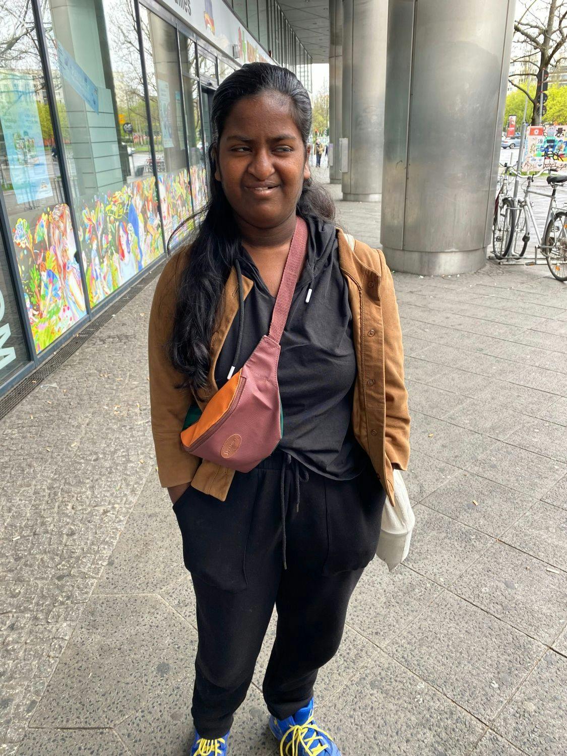 Dieses Foto der vermissten Akila hat die Polizei veröffentlicht.