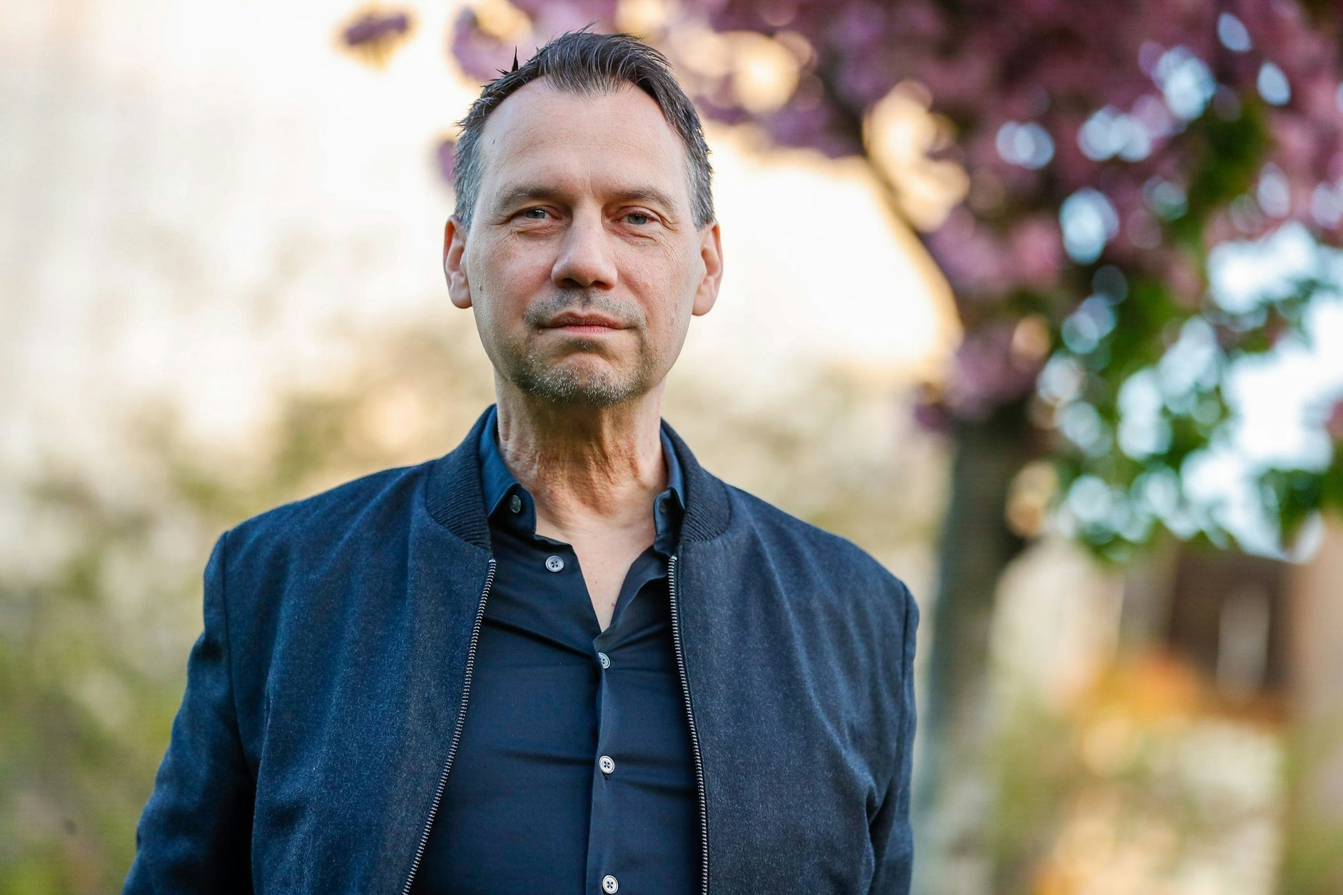 Der Autor Sebastian Fitzek sucht Skurrilitäten im Alltag.