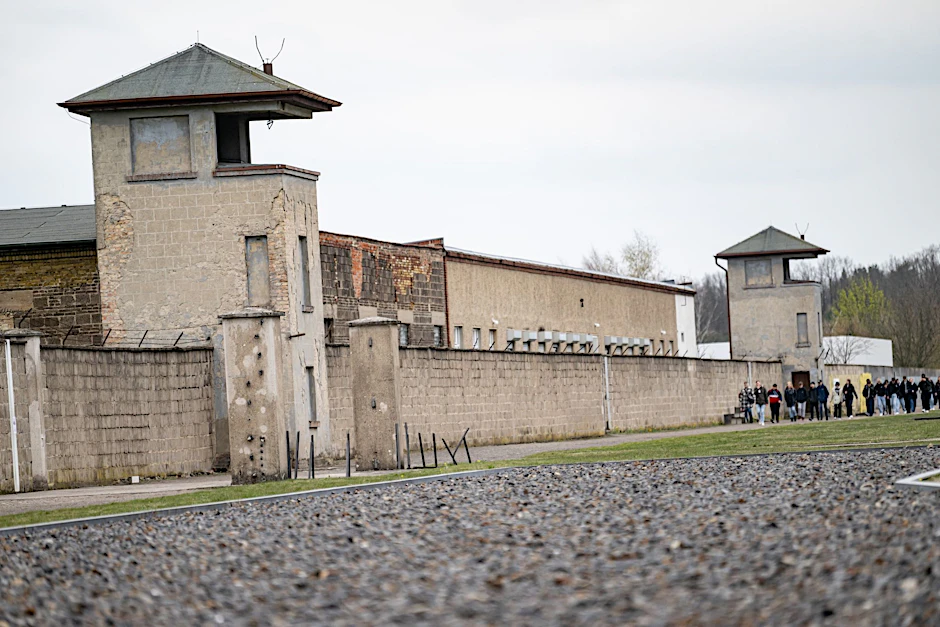 ARCHIV - Das Gelände des ehemaligen Konzentrationslagers in Sachsenhausen.  