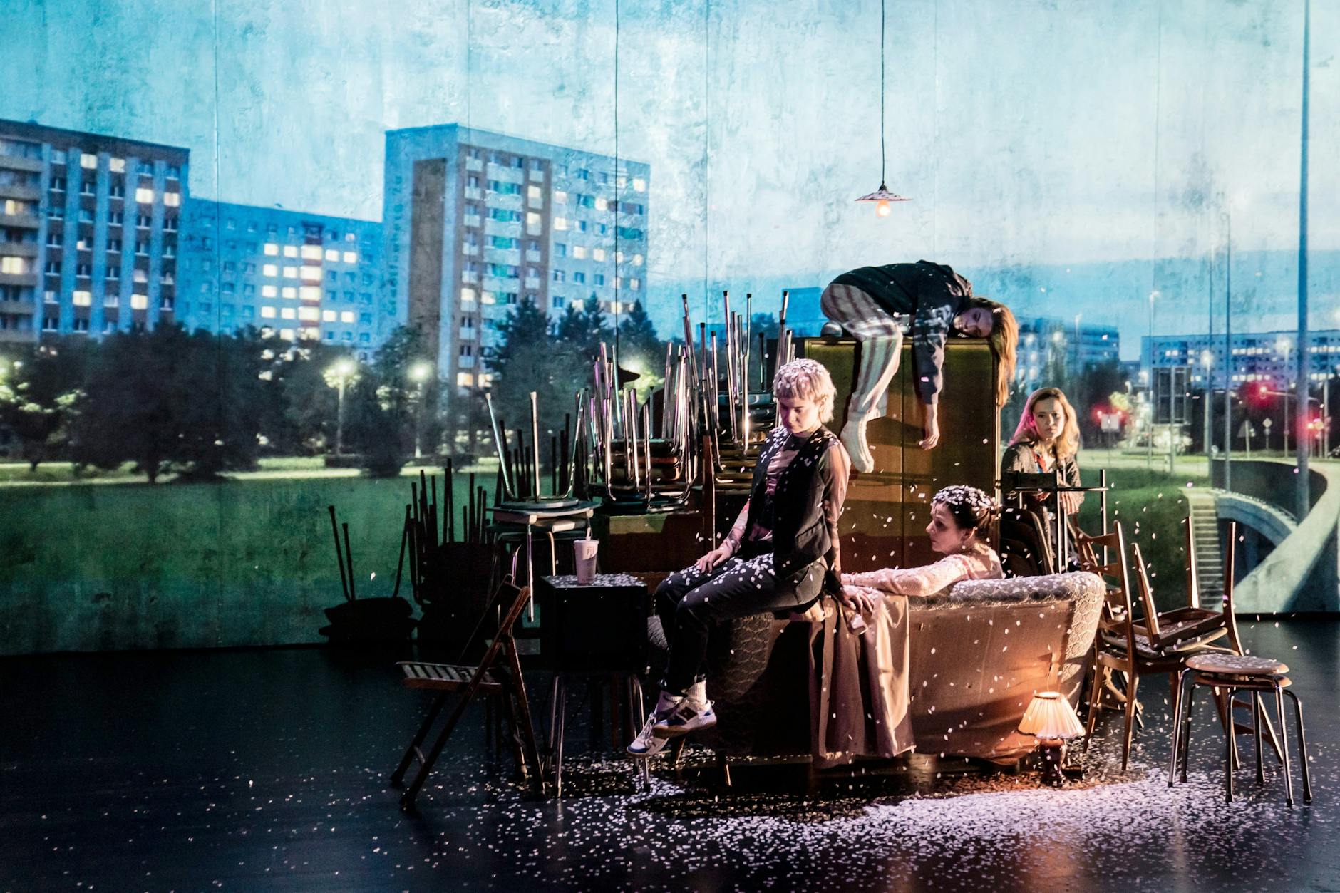 „Im Menschen muss alles herrlich sein“ gastiert bei den Autorentheatertagen