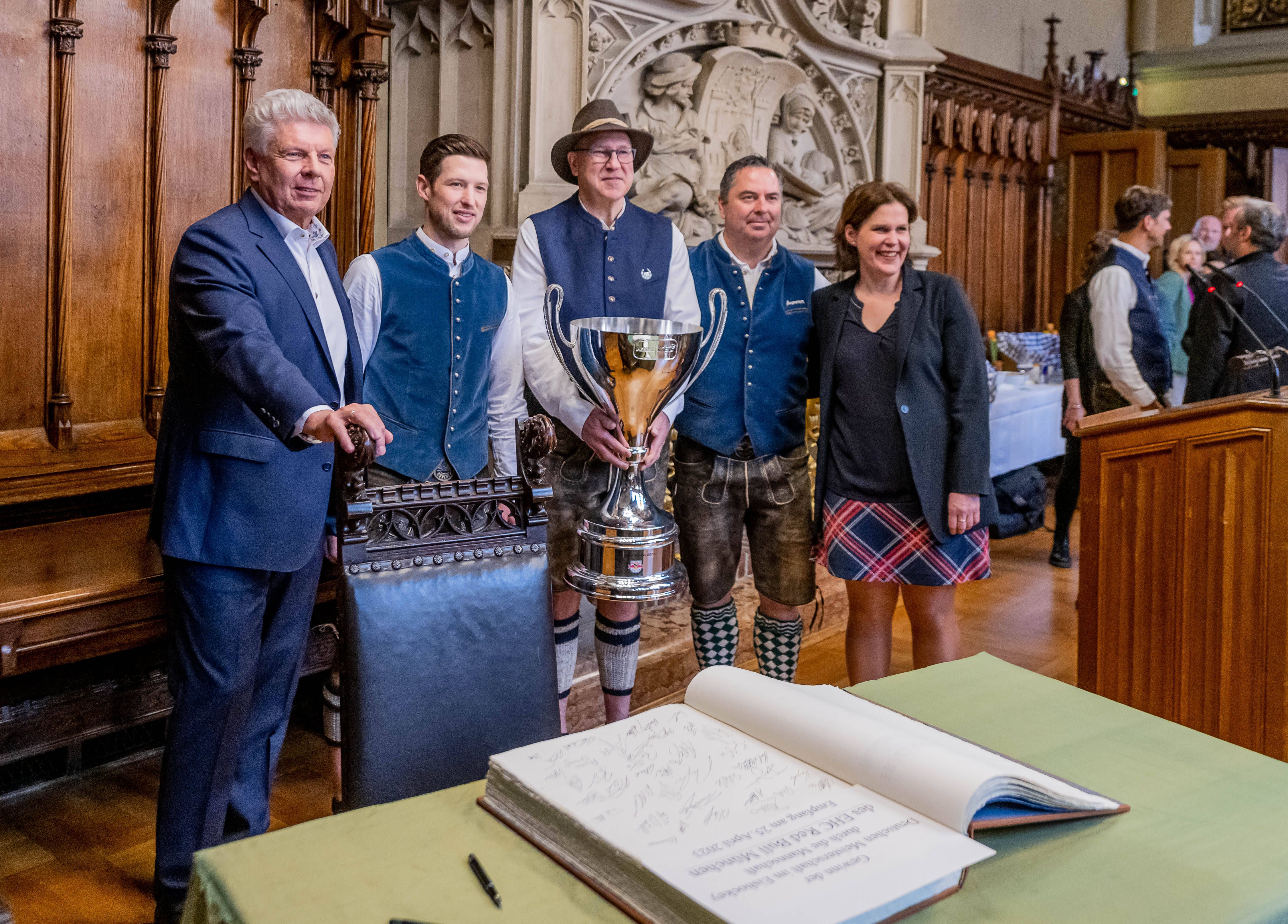 Image - 9. Meisterschaft und tschüss? Don Jackson zieht es nach Hause