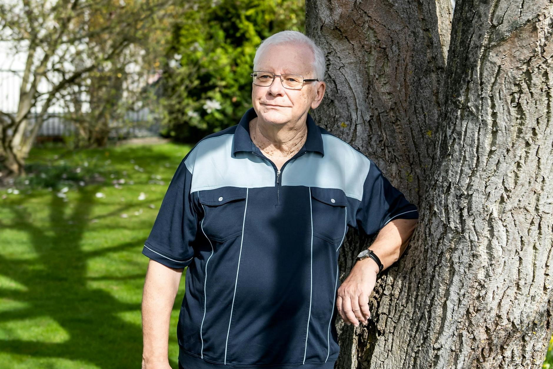 Klaus Ewert lebt in Berlin-Mahlsdorf.