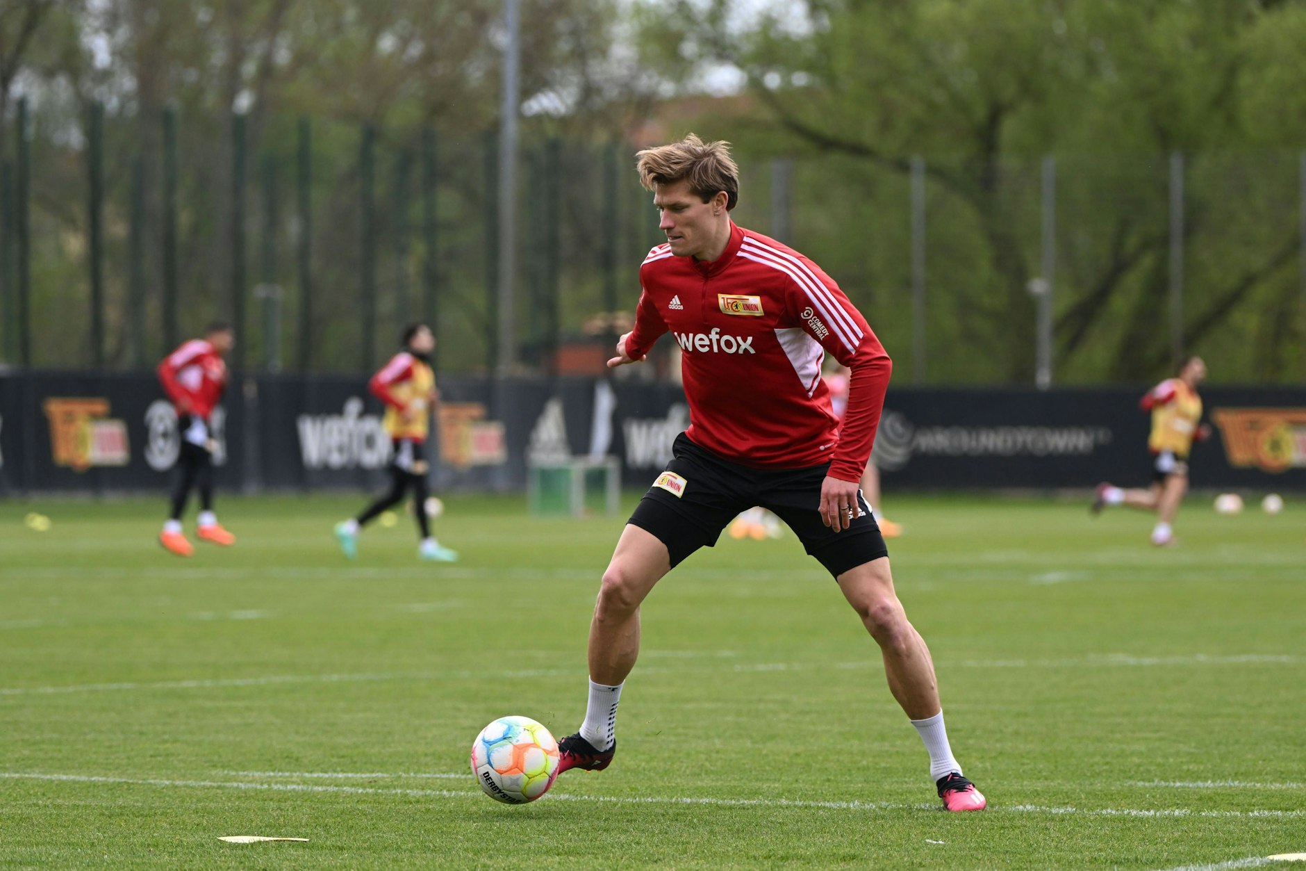 Unions Top-Stürmer Kevin Behrens während des Trainings in Köpenick. 