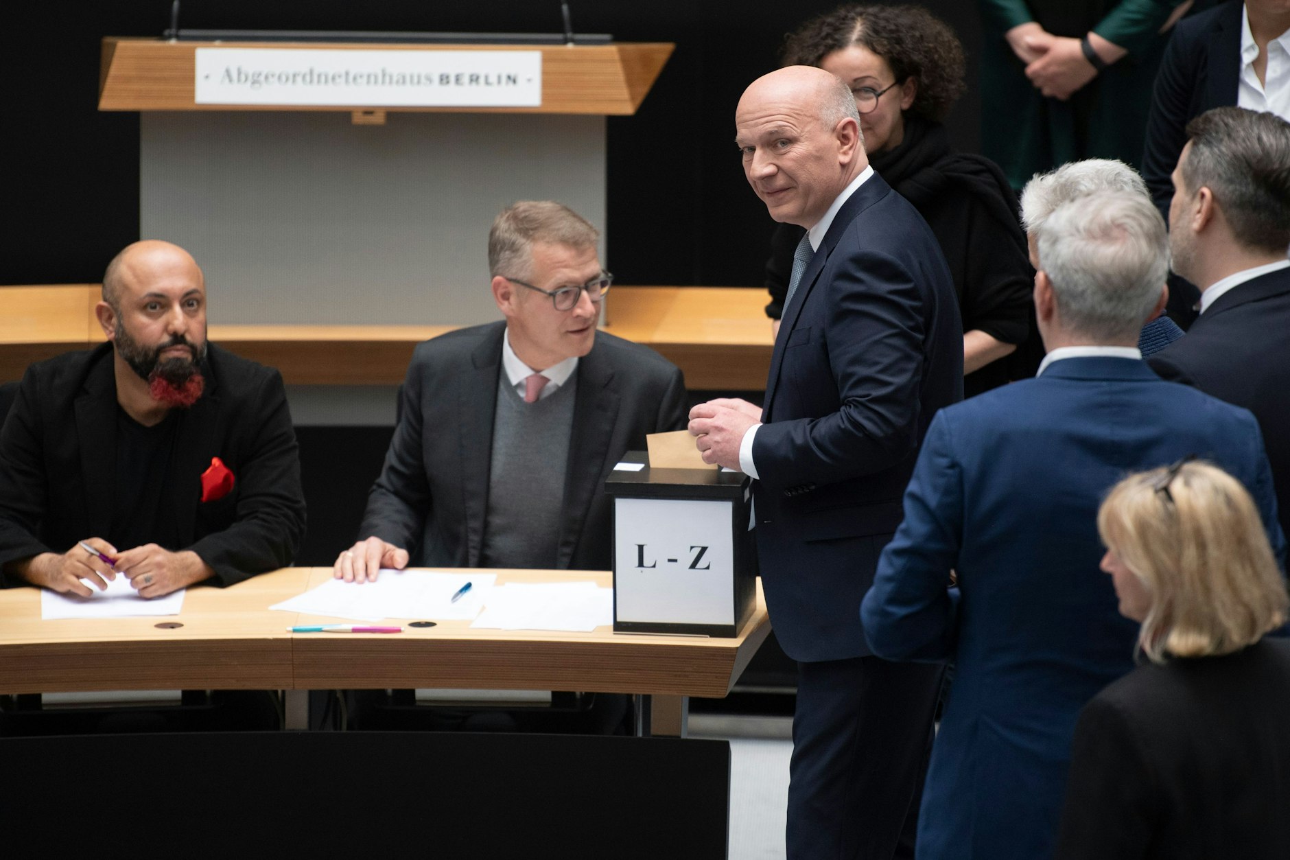 Kai Wegner bei der Stimmabgabe