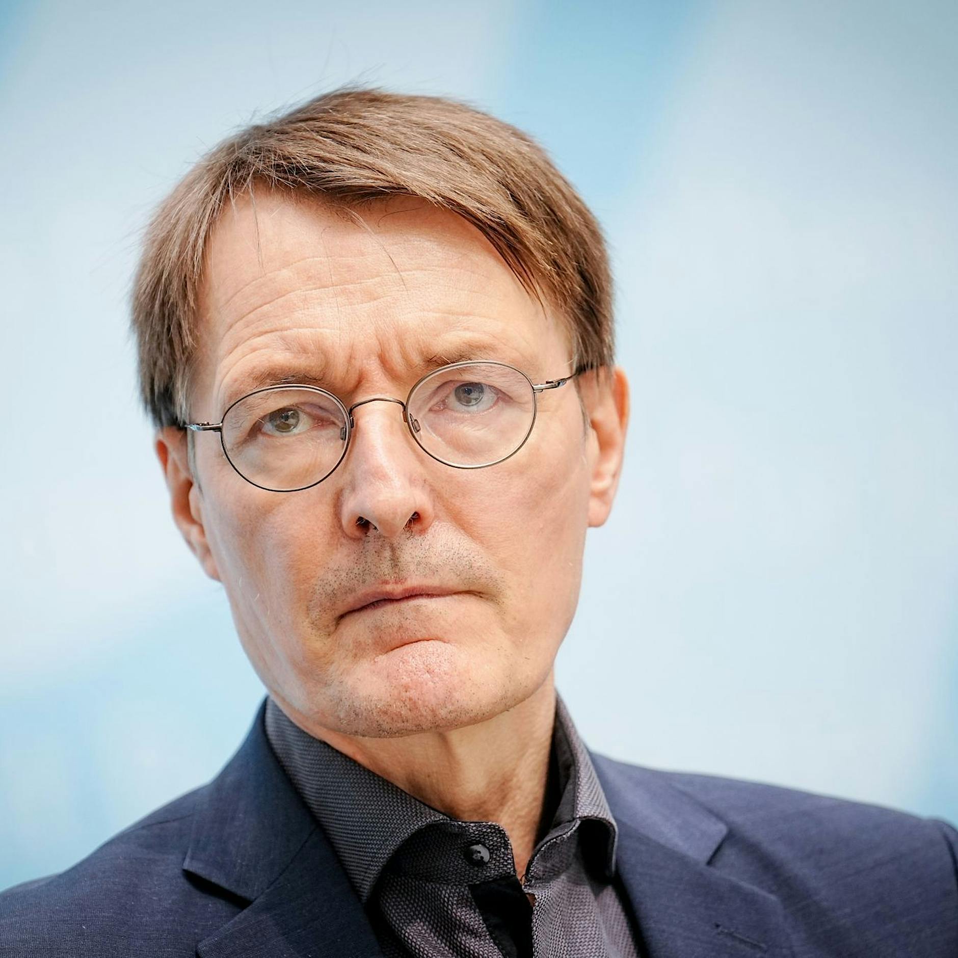 Lauterbach sieht KI in der Medizin zwiespältig