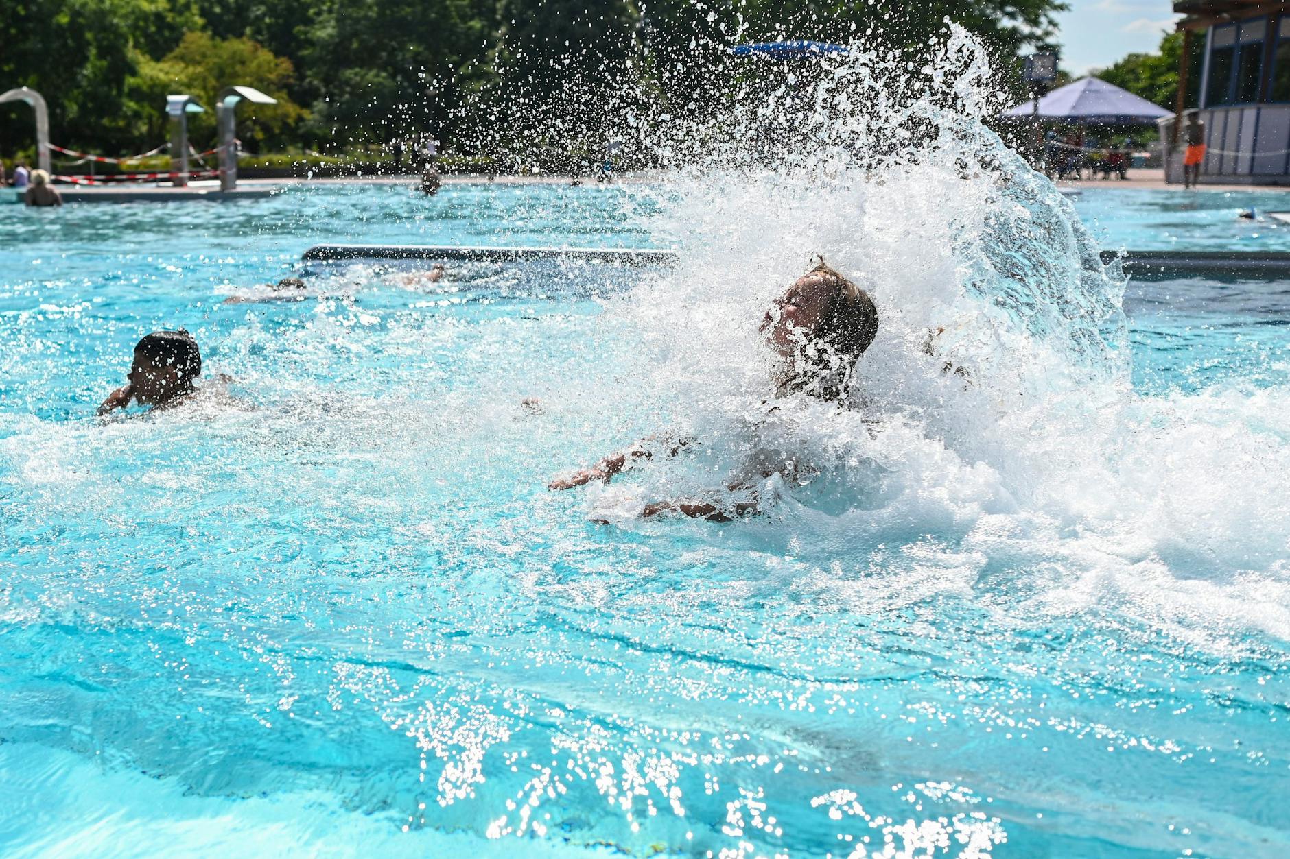 Sommer, Sonne, Badespaß: Brandenburgs Freibäder eröffnen in den kommenden Tagen. 