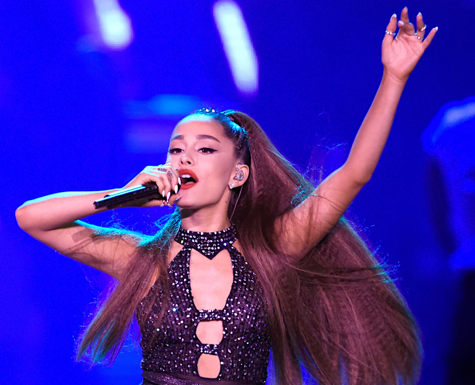 ARCHIV - Eine neue Aufgabe für Ariana Grande - beim Film.  