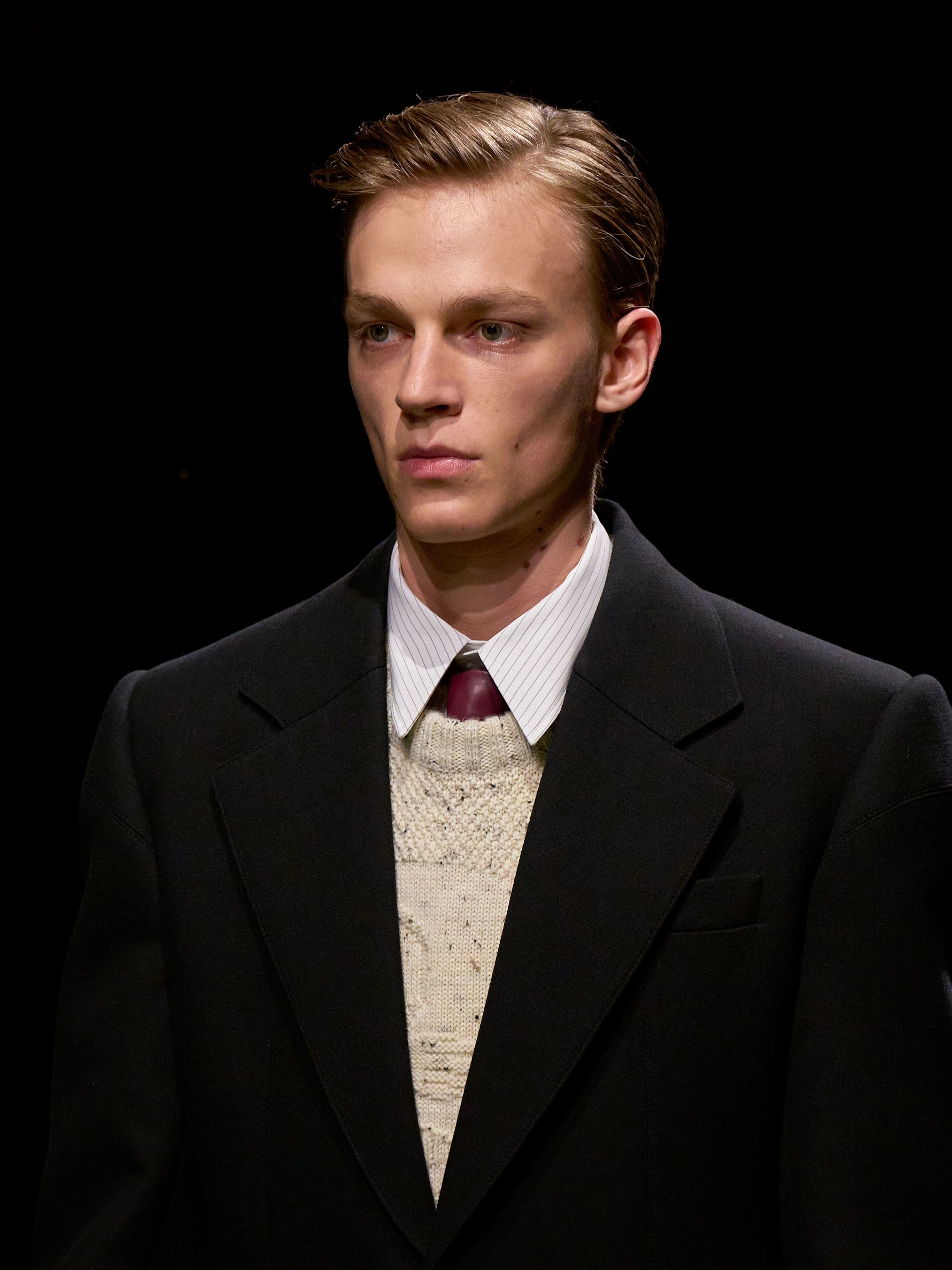 Mit ganz viel Gel zum Erfolg: der Wet Look bei Bottega Veneta.&nbsp;